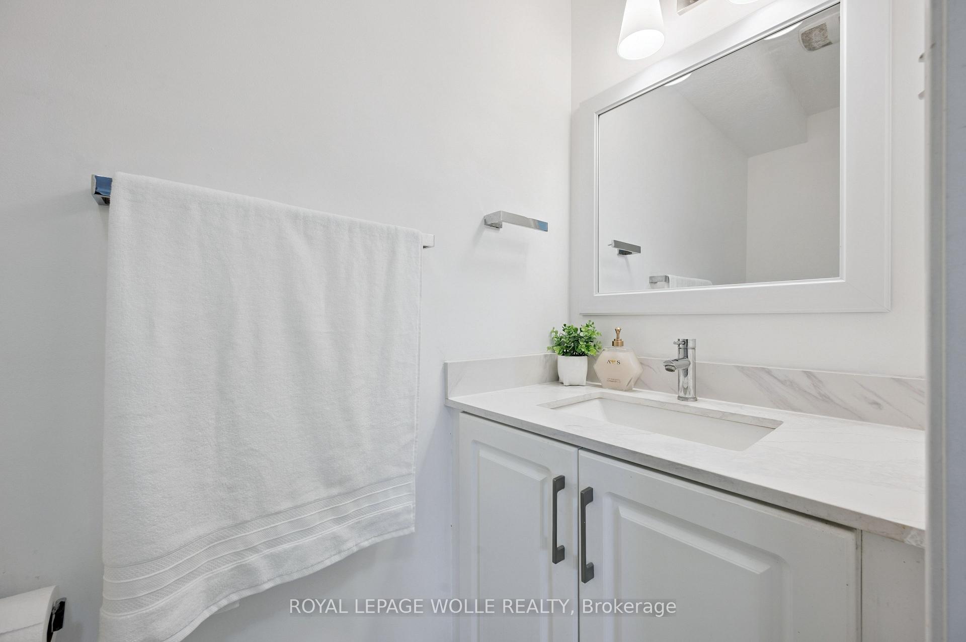 Photo 16 of 114 Woodbine Avenue, Kitchener — HOMEH
