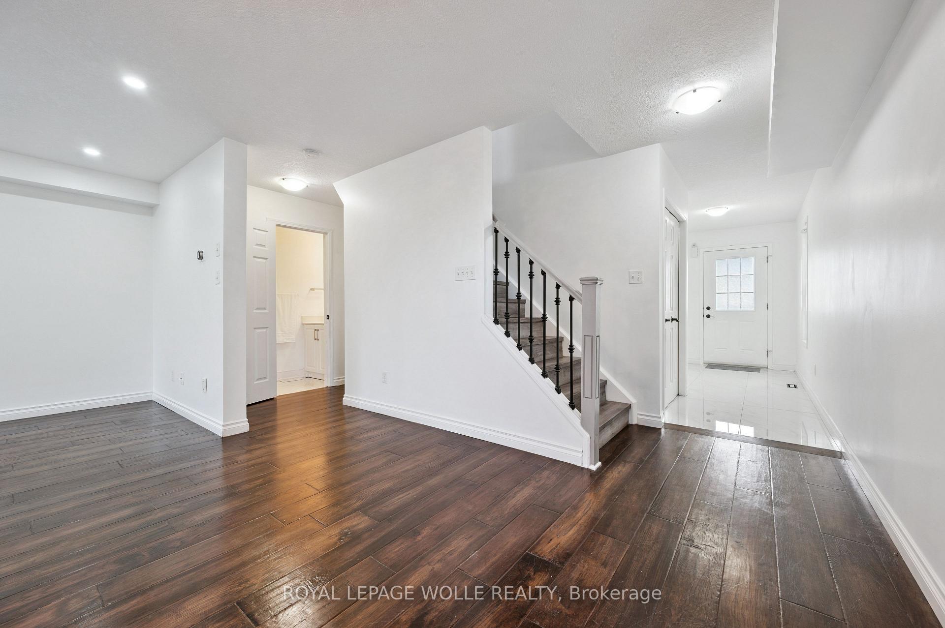 Photo 17 of 114 Woodbine Avenue, Kitchener — HOMEH