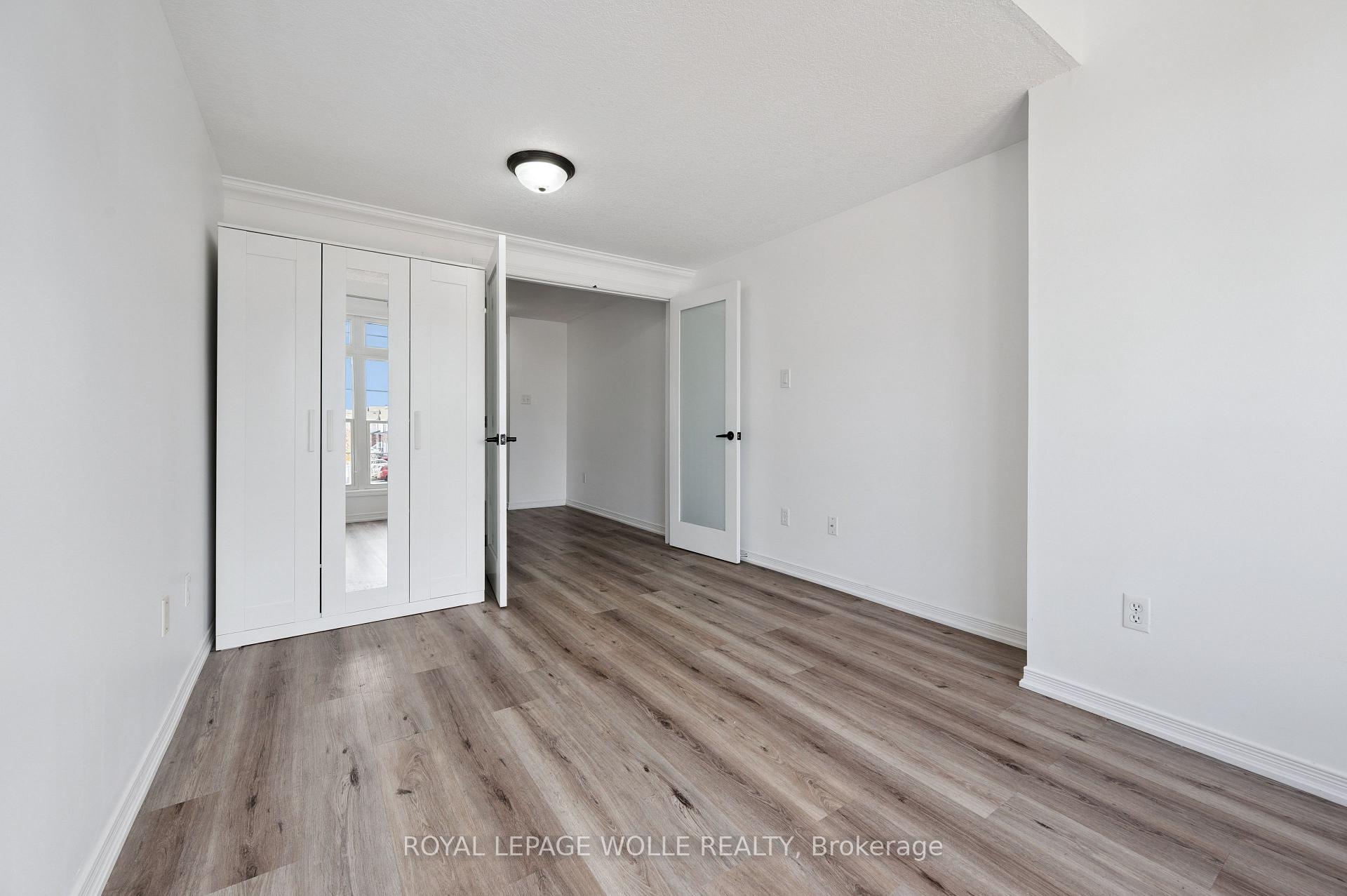 Photo 27 of 114 Woodbine Avenue, Kitchener — HOMEH