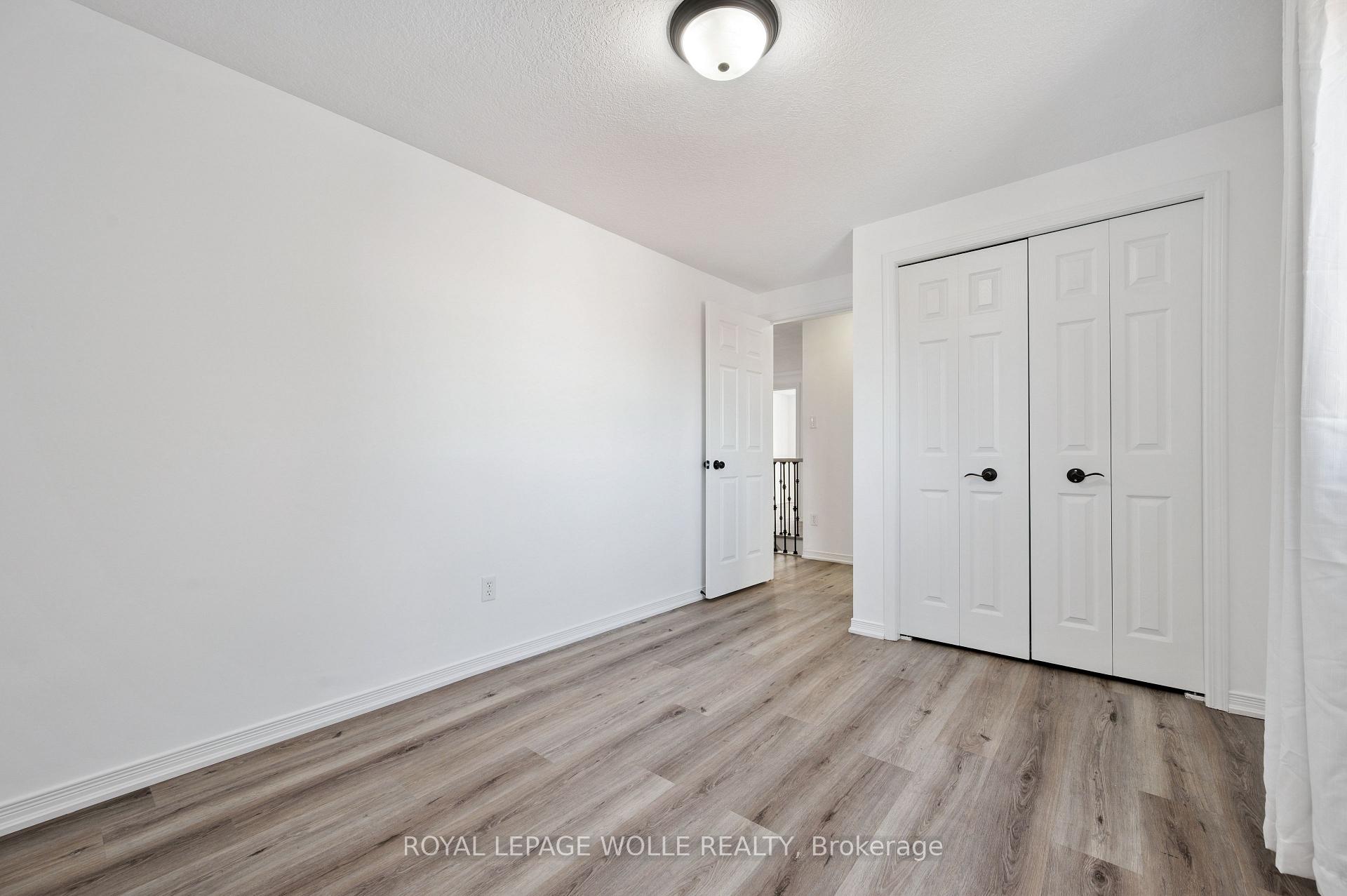 Photo 33 of 114 Woodbine Avenue, Kitchener — HOMEH