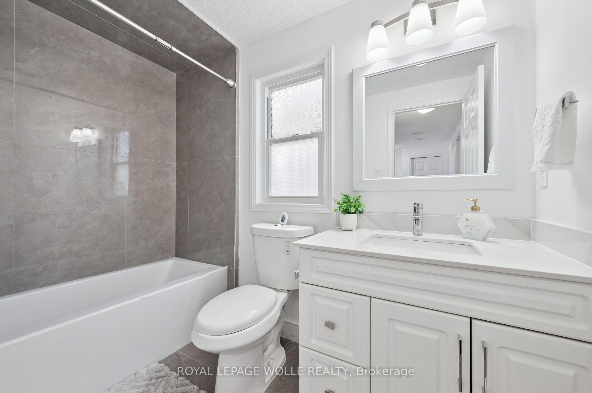 Photo 34 of 114 Woodbine Avenue, Kitchener — HOMEH