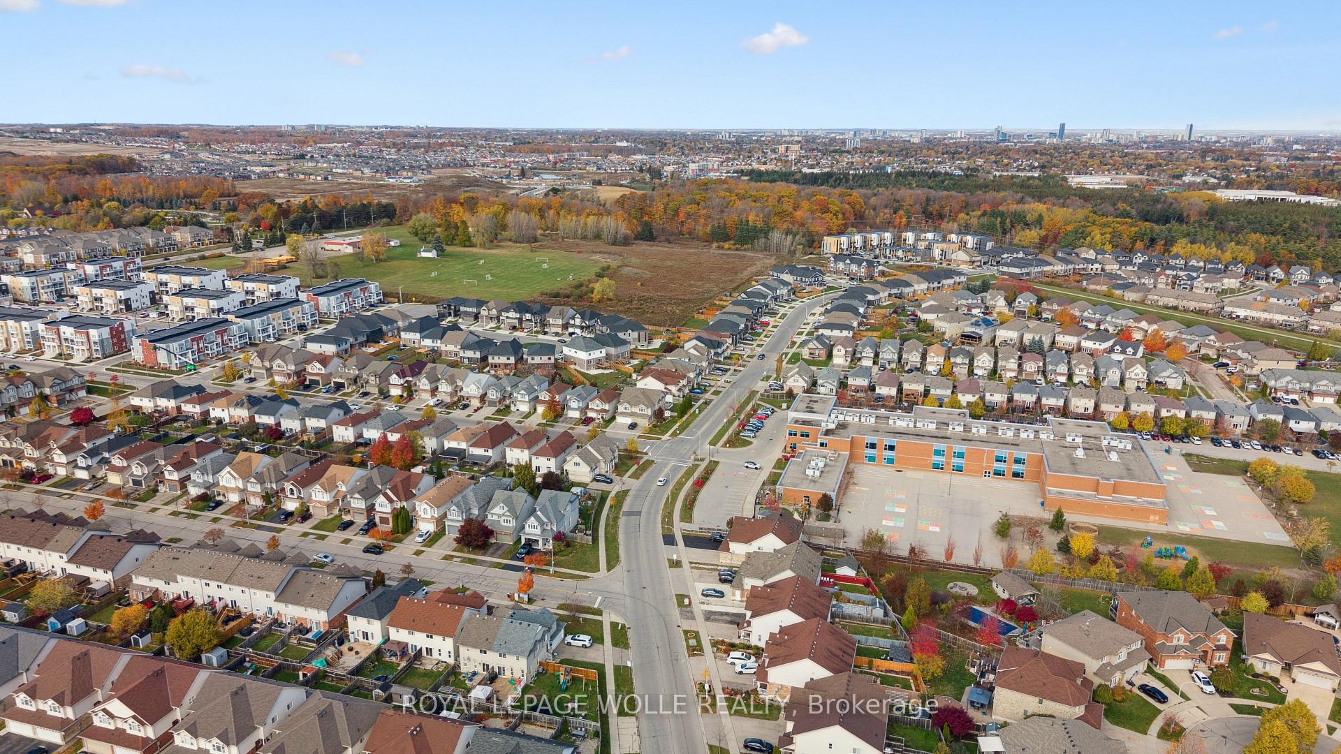 Photo 44 of 114 Woodbine Avenue, Kitchener — HOMEH