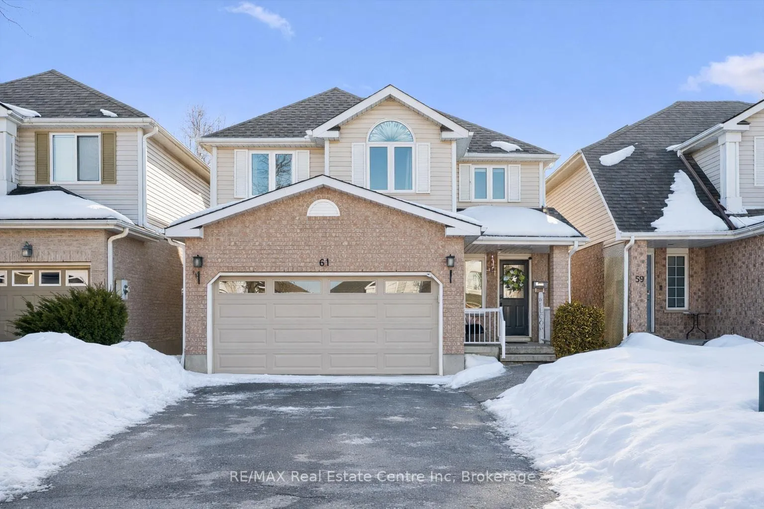 Photo 1 of 61 Gaw Crescent, Guelph, Pineridge/Westminster Woods — HOMEH