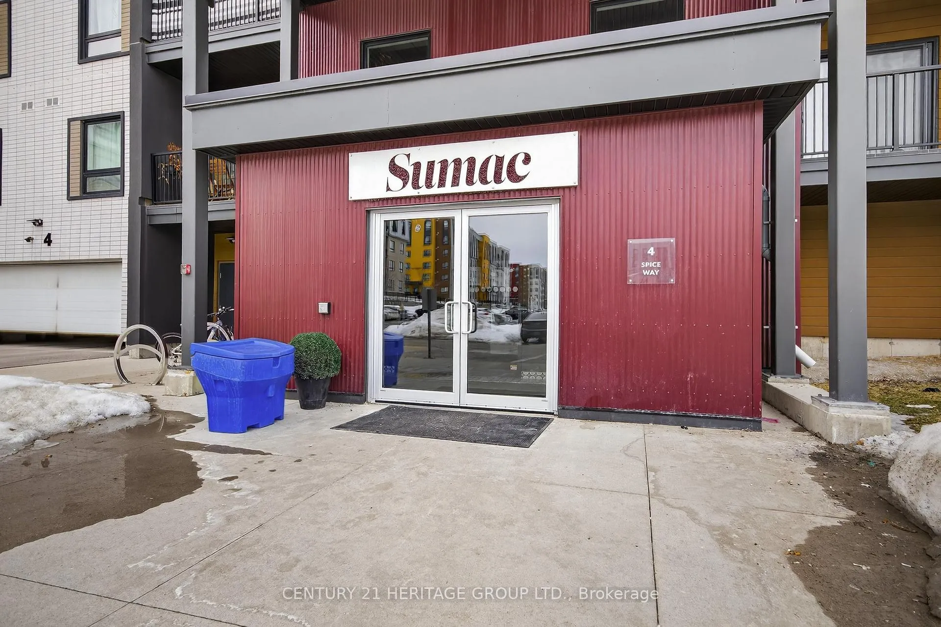 Photo 3 of 4 Spice Way, Barrie, Rural Barrie Southeast — HOMEH