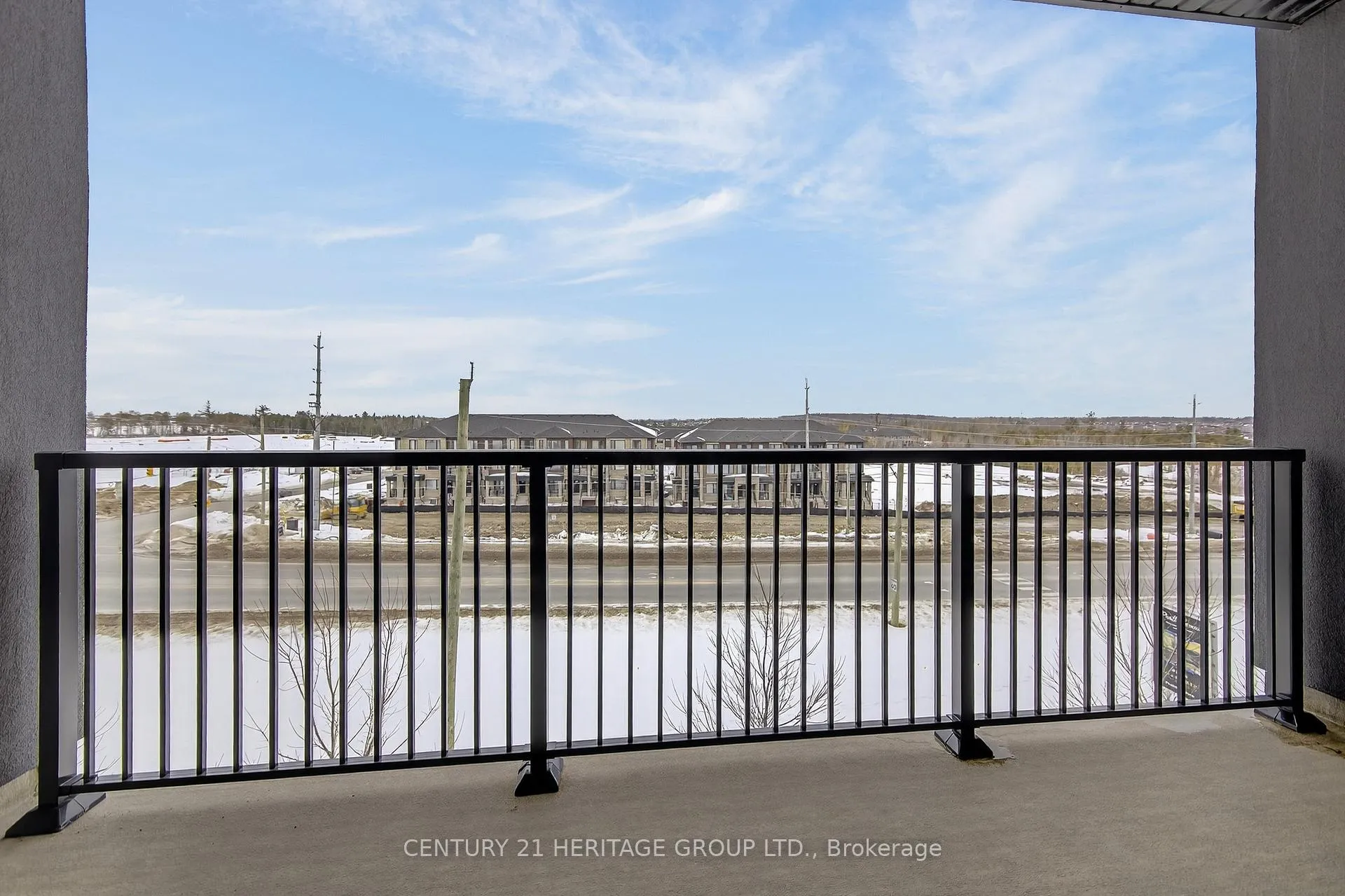 Photo 22 of 4 Spice Way, Barrie, Rural Barrie Southeast — HOMEH