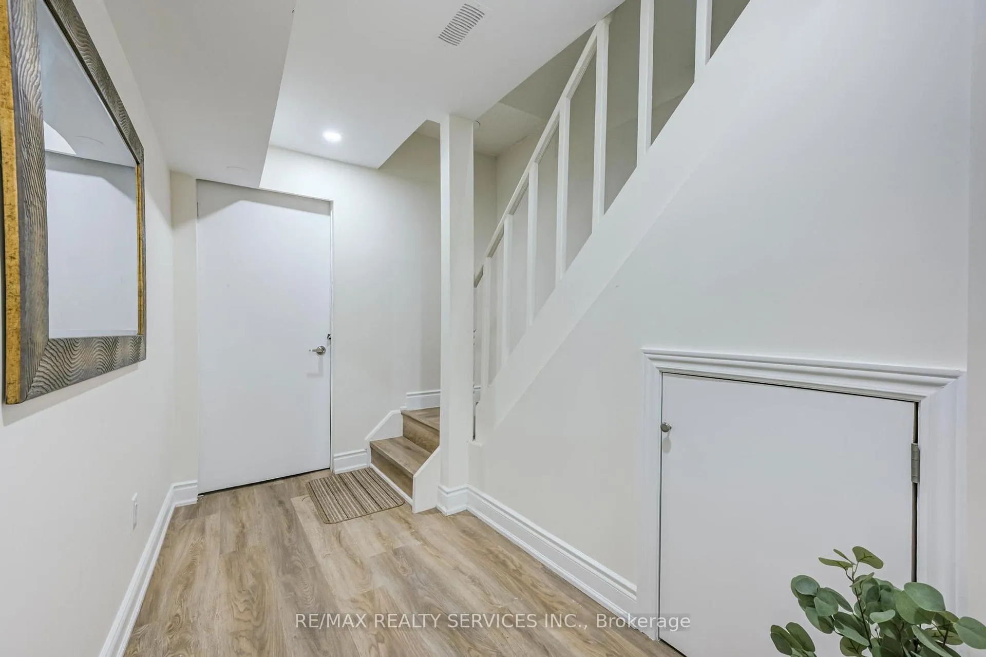Photo 8 of Unit BSMT, 324 Brisdale Drive, Brampton, Fletcher's Meadow — HOMEH