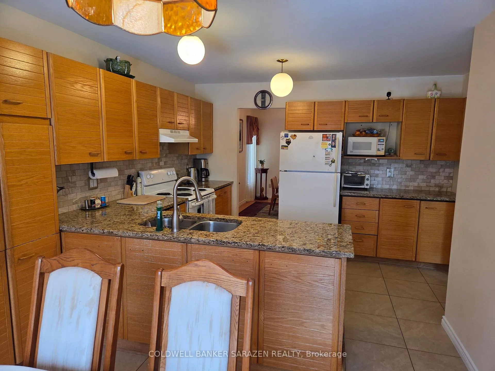 Photo 9 of 31 Dossetter Way, Ottawa, Hunt Club Park — HOMEH