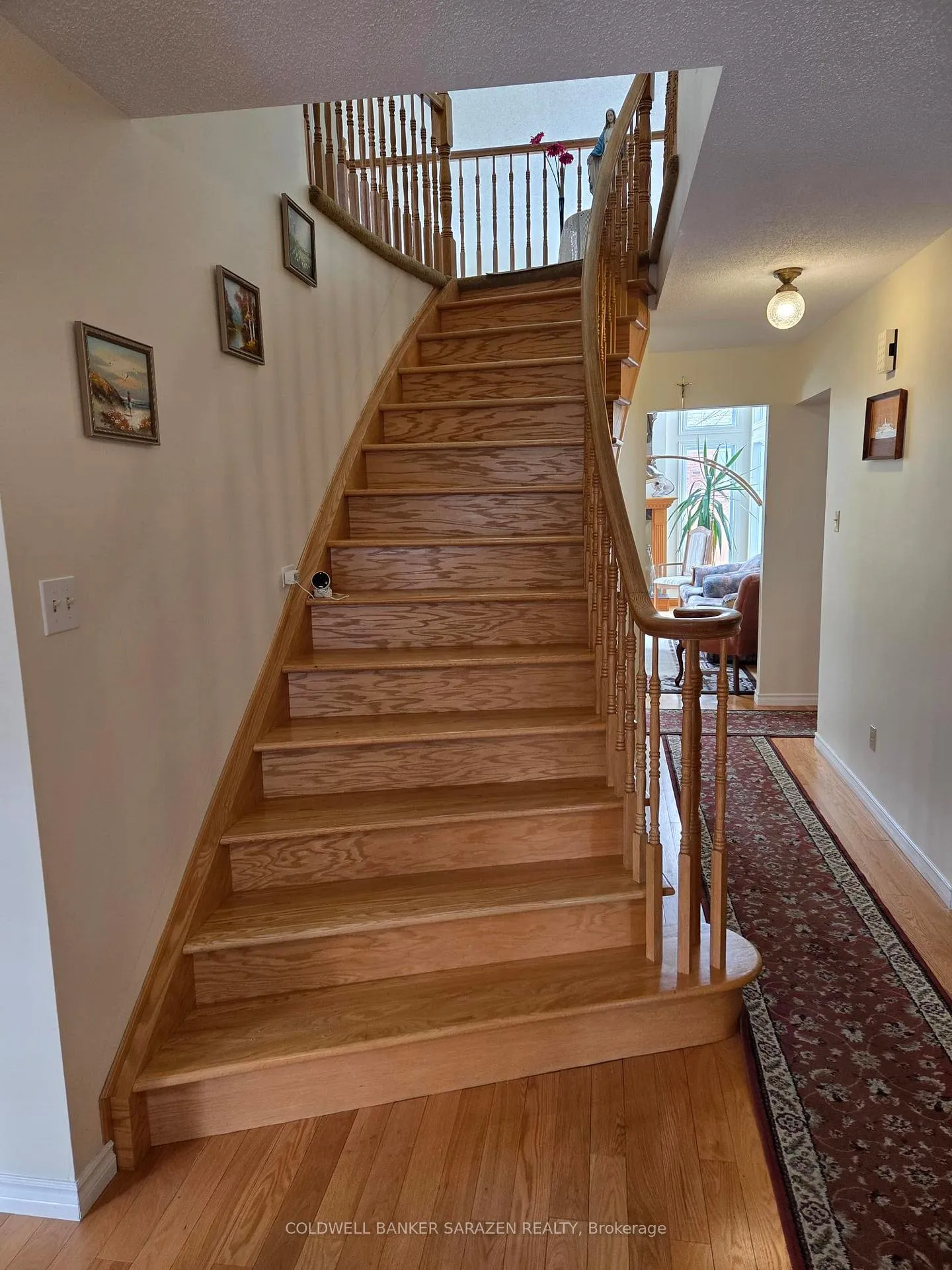 Photo 13 of 31 Dossetter Way, Ottawa, Hunt Club Park — HOMEH