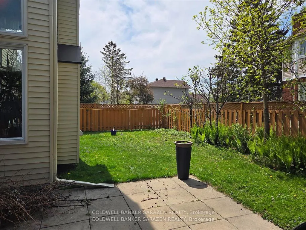 Photo 26 of 31 Dossetter Way, Ottawa, Hunt Club Park — HOMEH