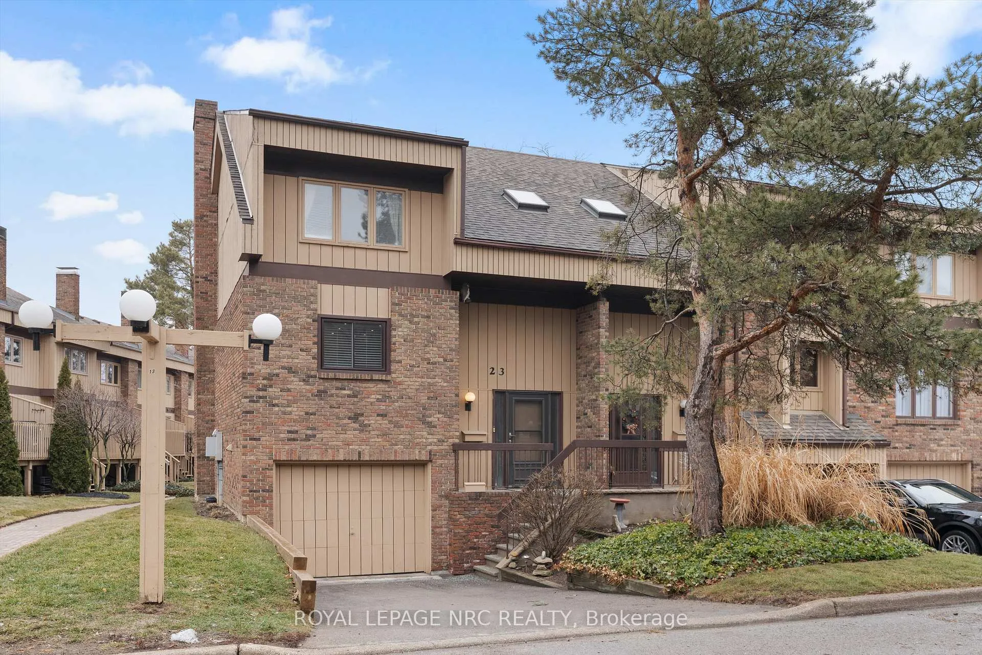Front of Unit 23, 178 Scott Street