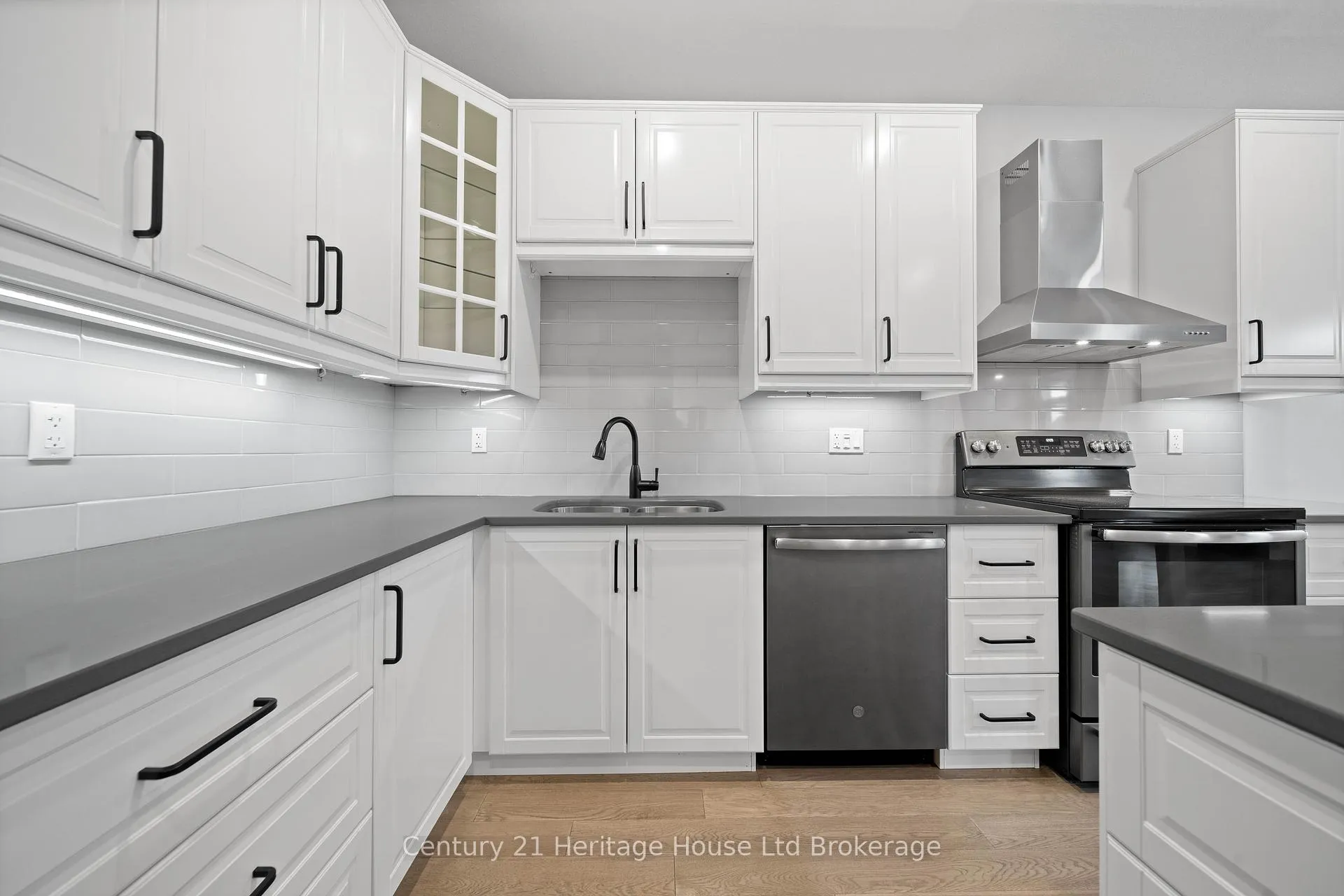 Photo 11 of Unit 36, 4700 Hamilton Road, Thames Centre, Rural Thames Centre — HOMEH