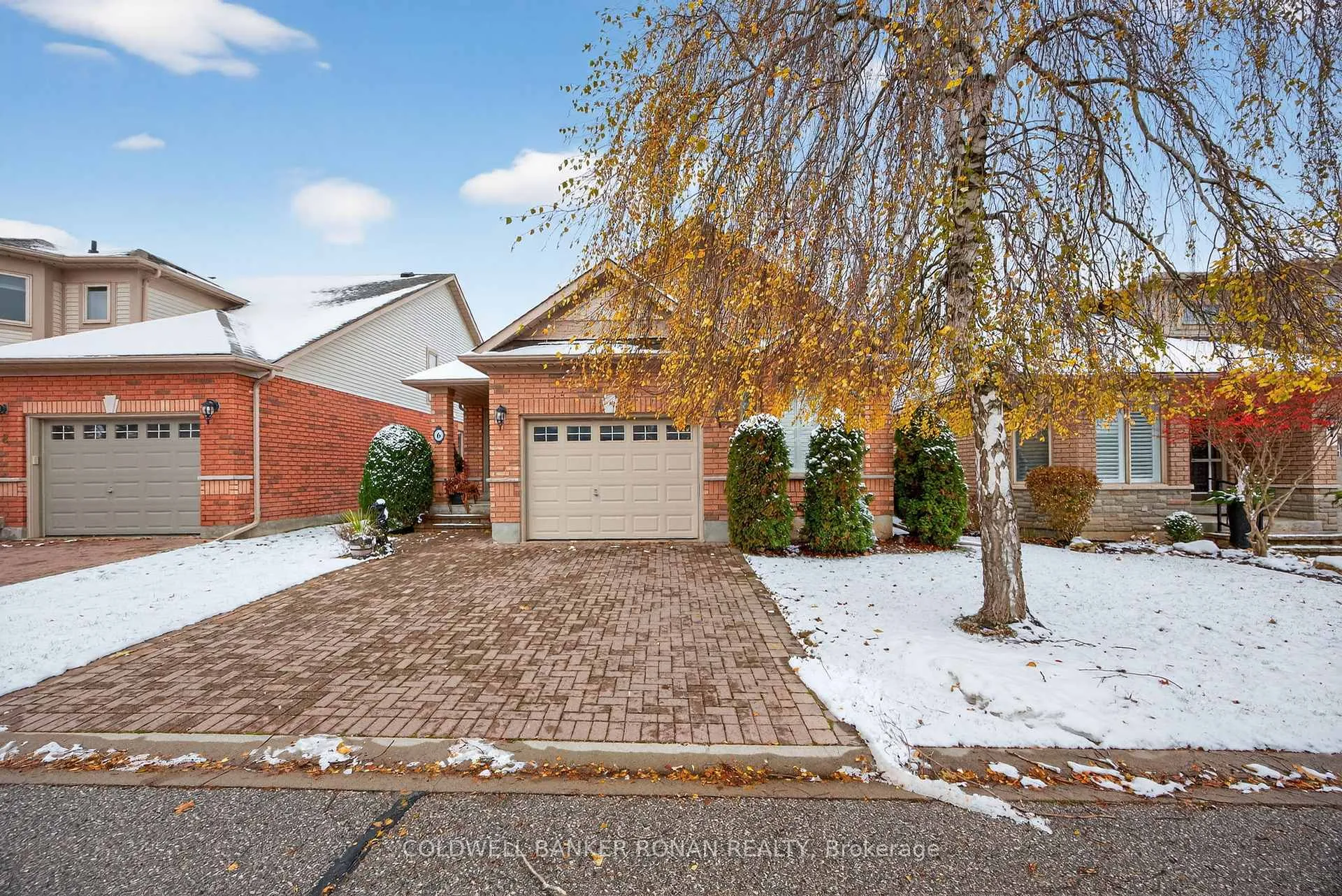 Photo 2 of 6 Via Amici, New Tecumseth, Rural New Tecumseth — HOMEH