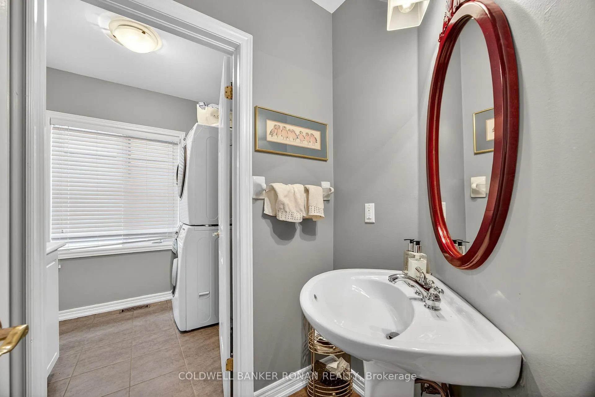 Photo 24 of 6 Via Amici, New Tecumseth, Rural New Tecumseth — HOMEH
