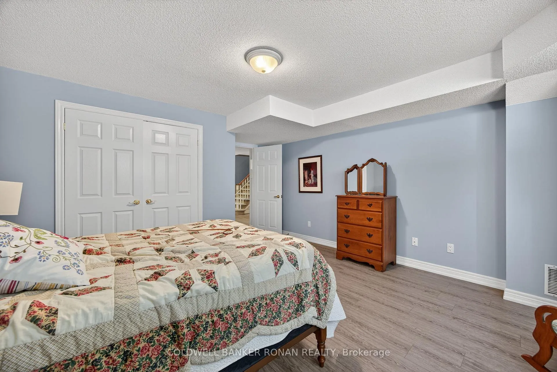 Photo 34 of 6 Via Amici, New Tecumseth, Rural New Tecumseth — HOMEH