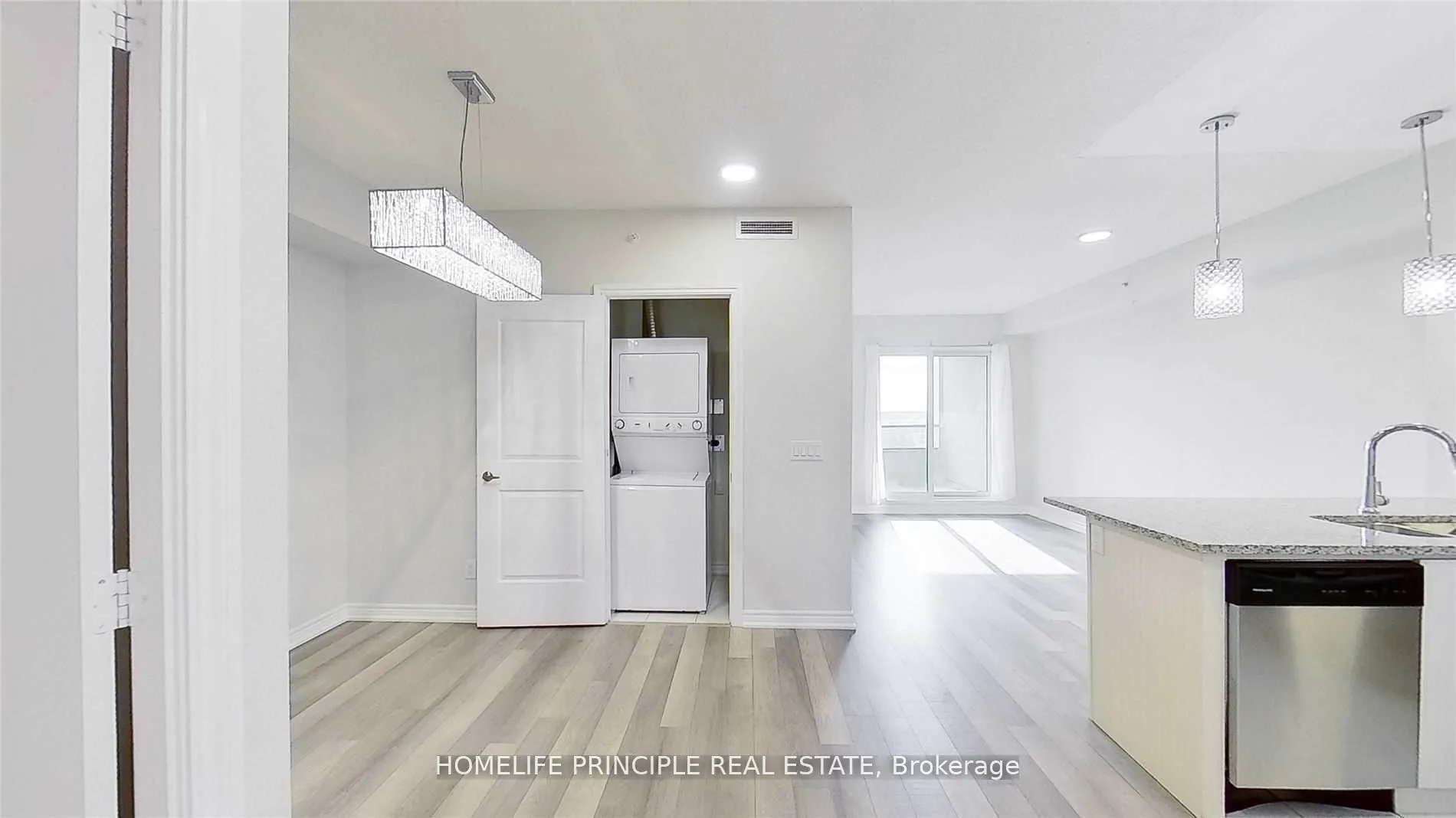 Photo 16 of Unit 1010, 9255 Jane Street, Vaughan, Concord — HOMEH