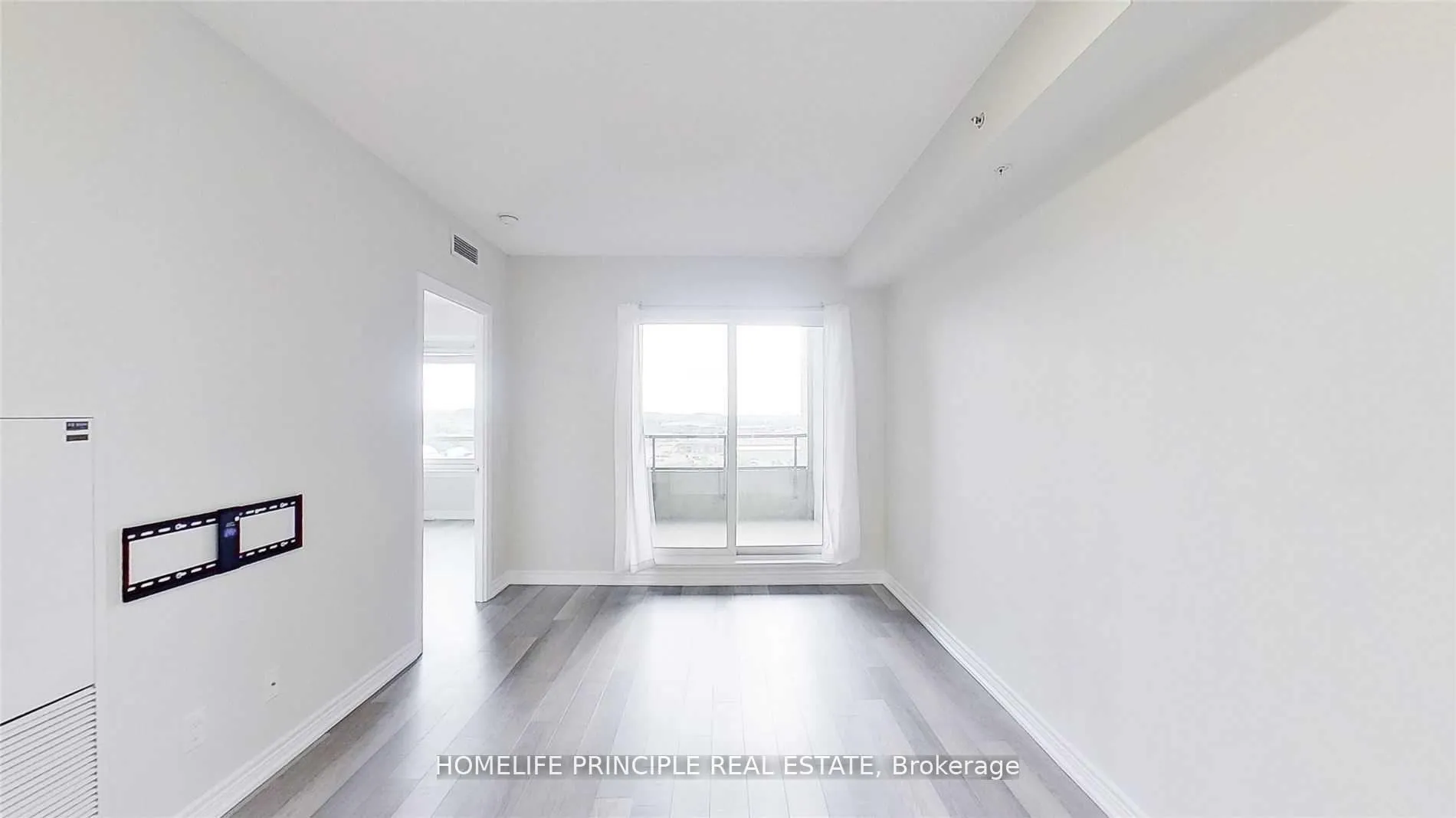 Photo 24 of Unit 1010, 9255 Jane Street, Vaughan, Concord — HOMEH