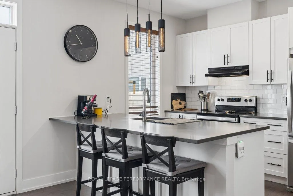 Photo 10 of 644 Crevier Walk, Ottawa, Chapel Hill South - Orleans Village — HOMEH