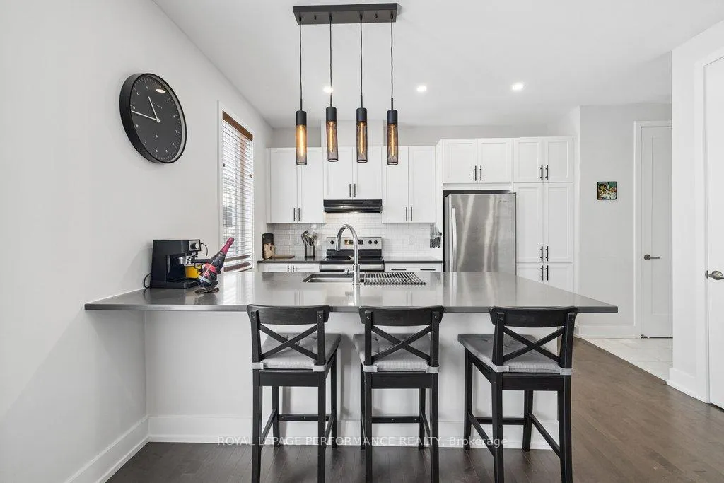 Photo 12 of 644 Crevier Walk, Ottawa, Chapel Hill South - Orleans Village — HOMEH