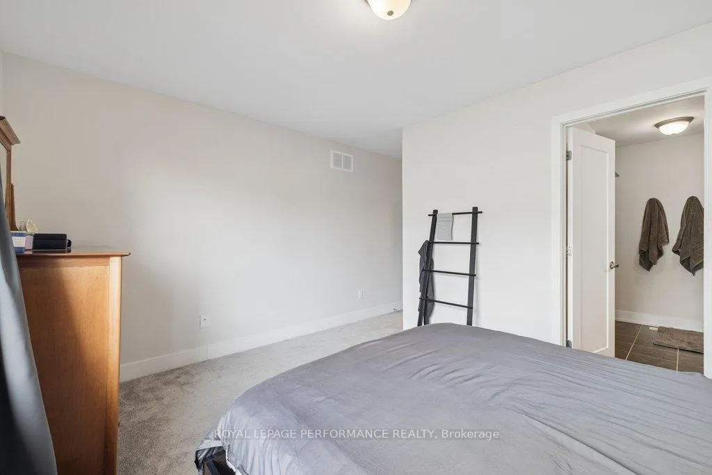 Photo 29 of 644 Crevier Walk, Ottawa, Chapel Hill South - Orleans Village — HOMEH