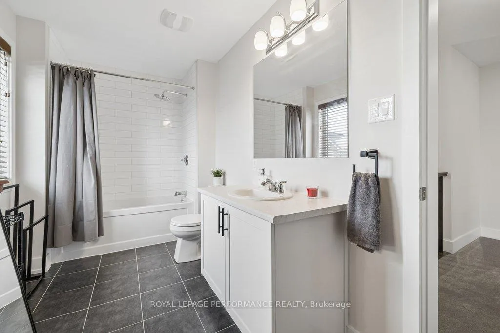 Photo 33 of 644 Crevier Walk, Ottawa, Chapel Hill South - Orleans Village — HOMEH