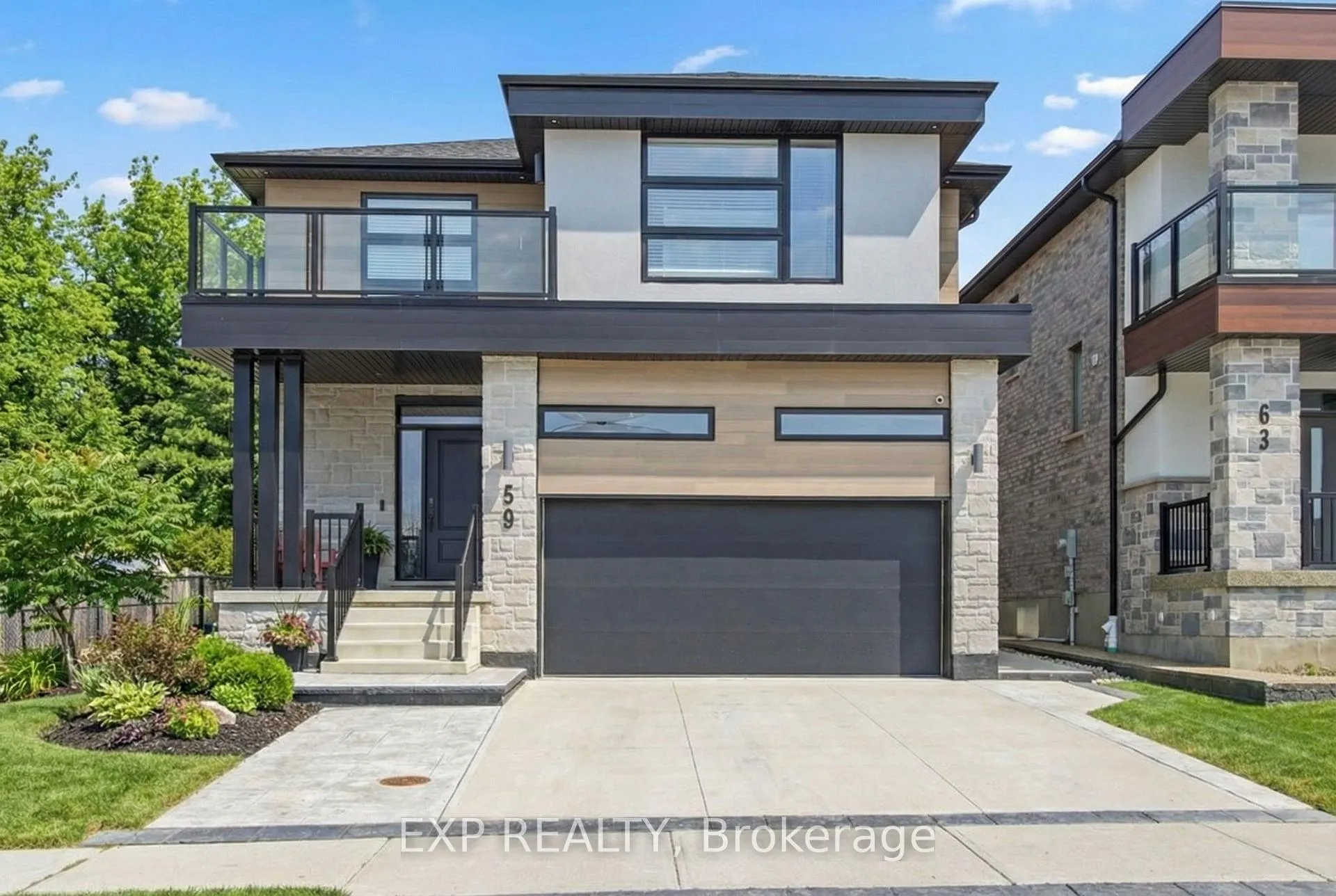 Photo 1 of 59 Monarch Woods Drive, Kitchener — HOMEH