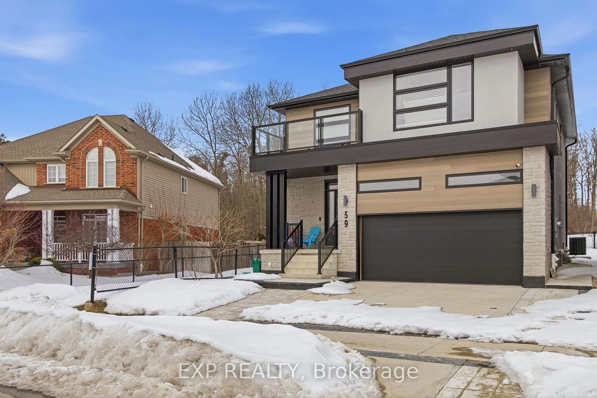 Photo 3 of 59 Monarch Woods Drive, Kitchener — HOMEH