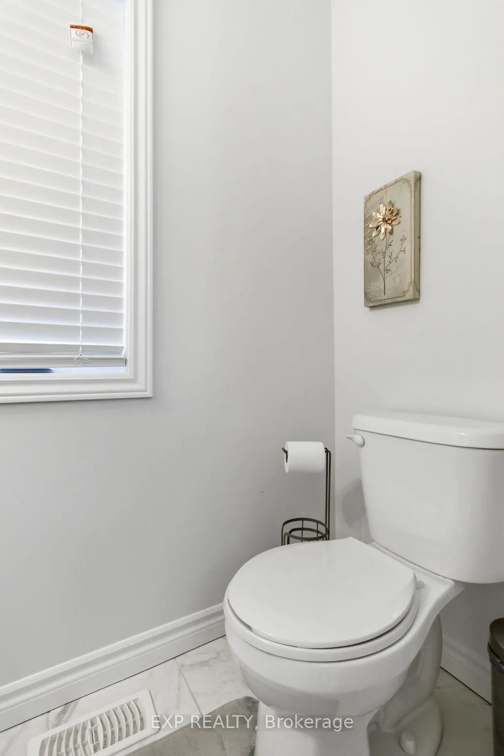 Photo 13 of 59 Monarch Woods Drive, Kitchener — HOMEH