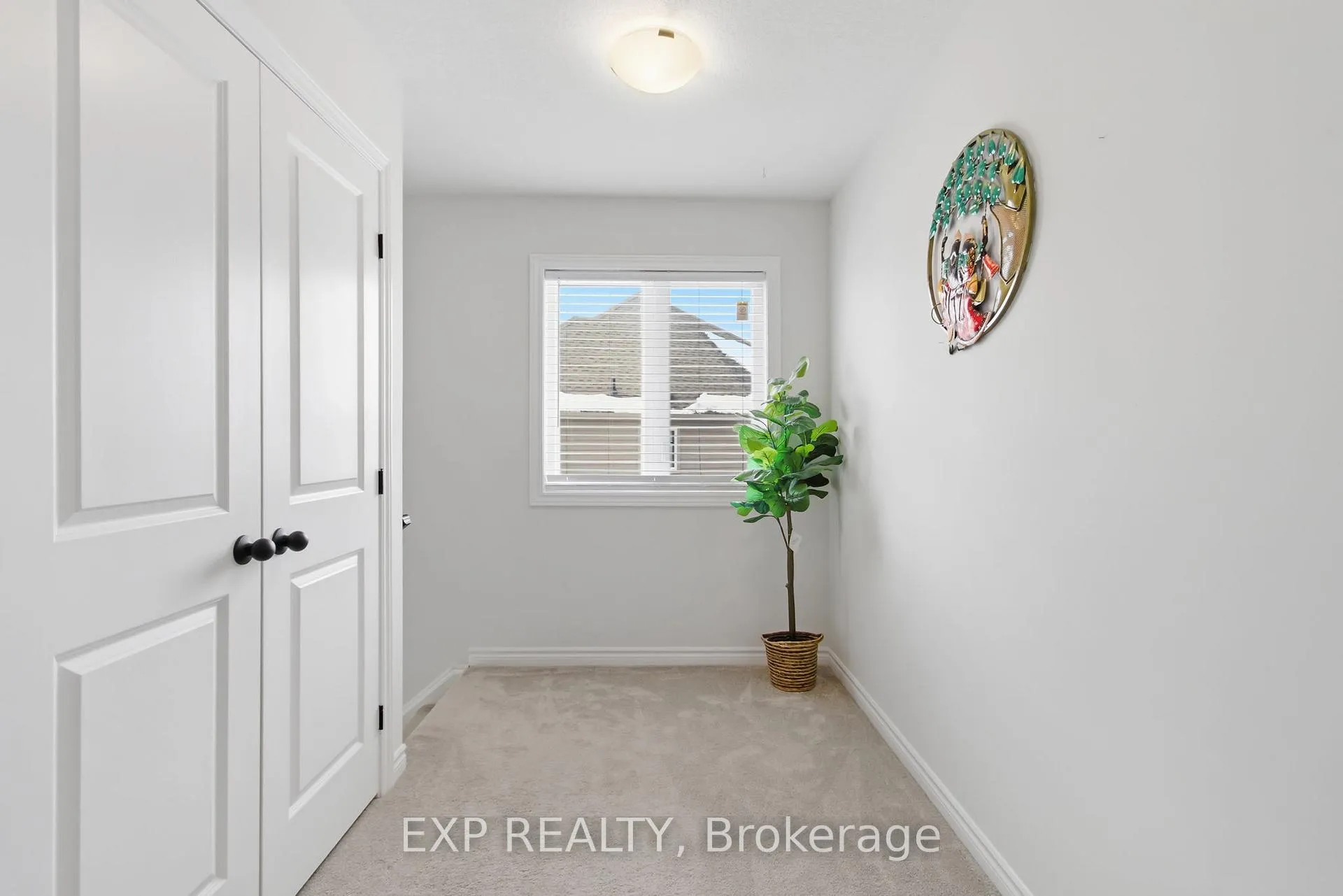 Photo 14 of 59 Monarch Woods Drive, Kitchener — HOMEH