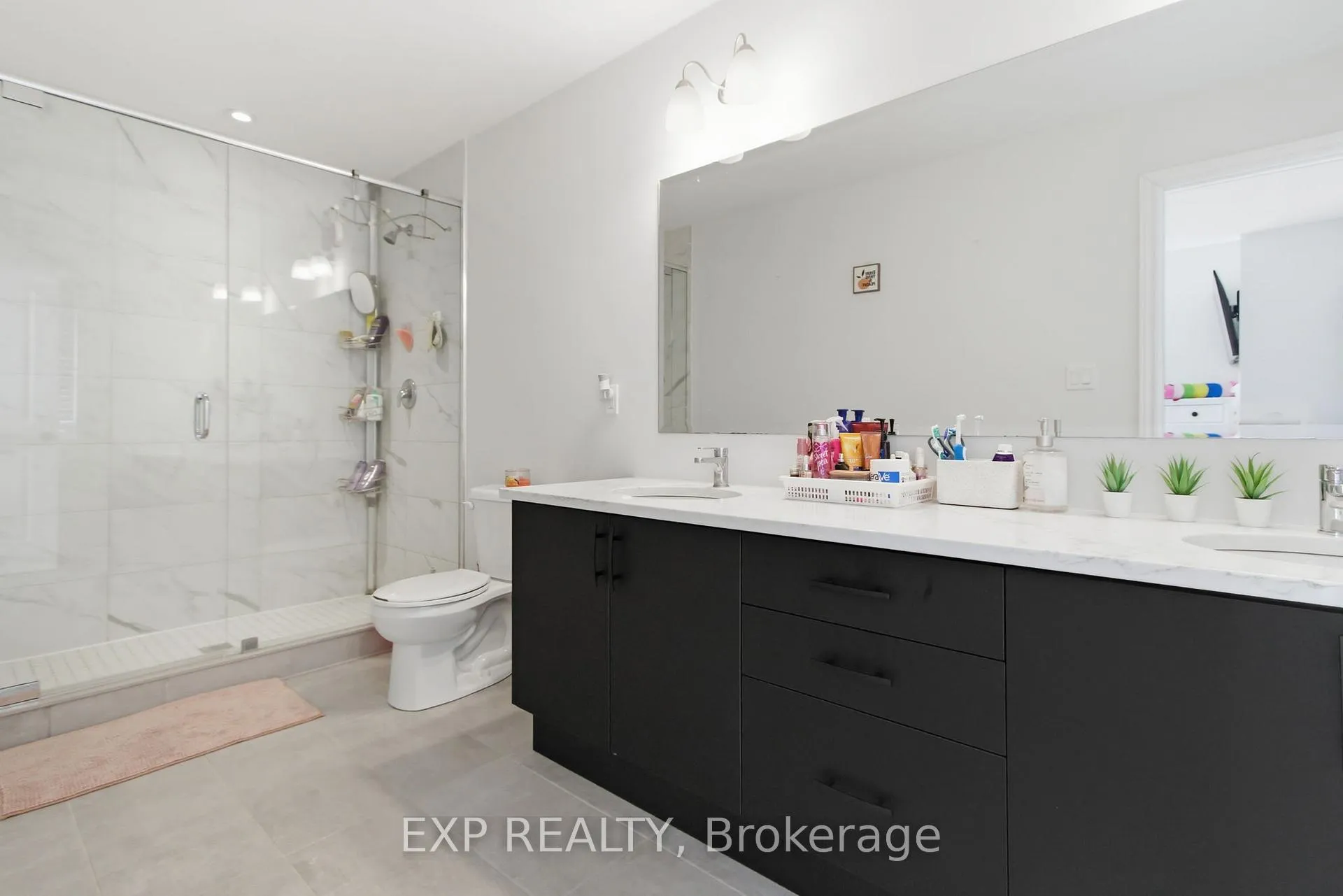 Photo 17 of 59 Monarch Woods Drive, Kitchener — HOMEH