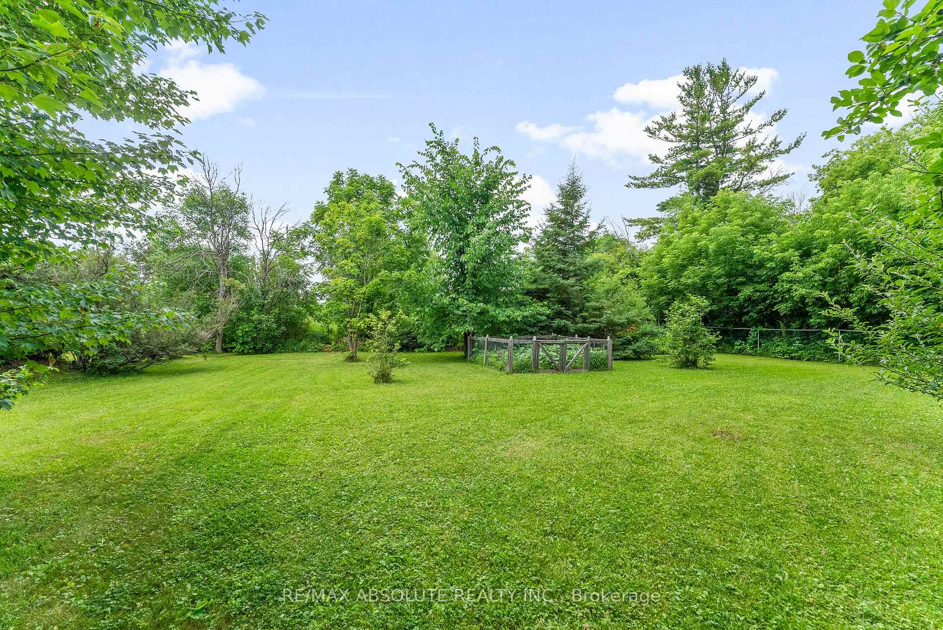 Photo 32 of 8 River Road, McNab/Braeside, Mcnab/Braeside Twps — HOMEH
