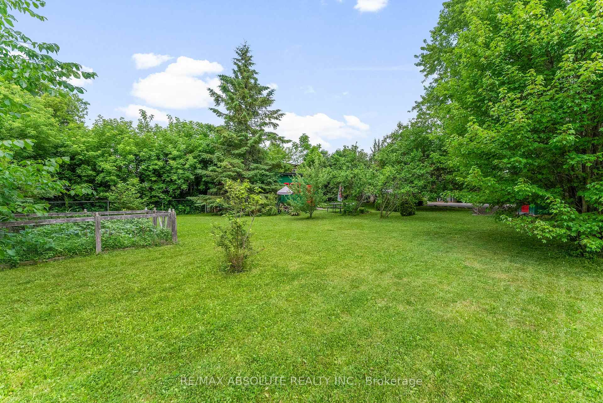 Photo 33 of 8 River Road, McNab/Braeside, Mcnab/Braeside Twps — HOMEH