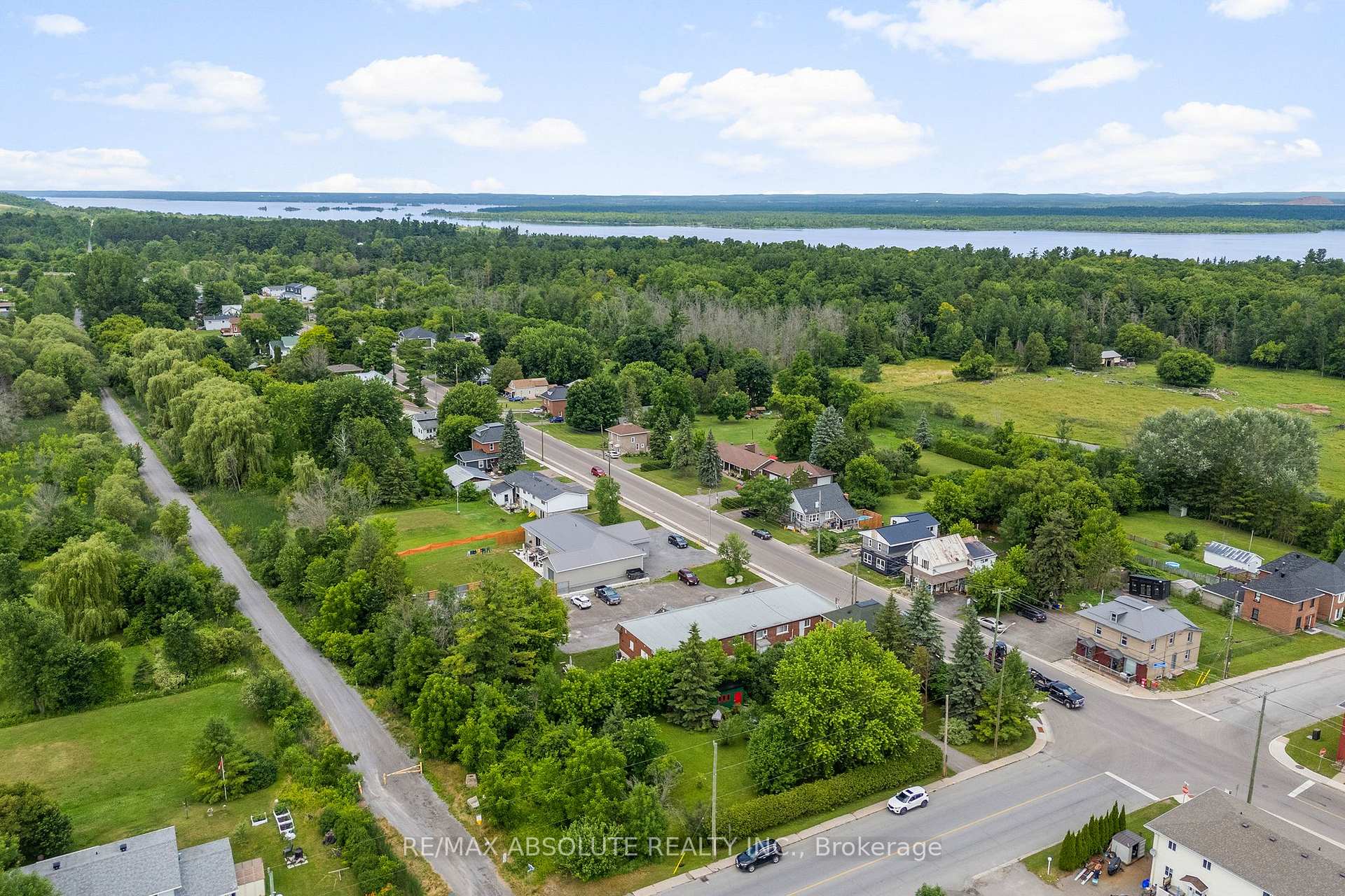 Photo 38 of 8 River Road, McNab/Braeside, Mcnab/Braeside Twps — HOMEH