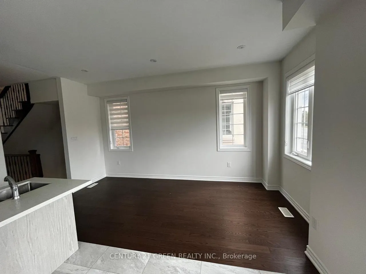Photo 9 of Unit Upper, 51 Hashmi Place, Brampton, Credit Valley — HOMEH