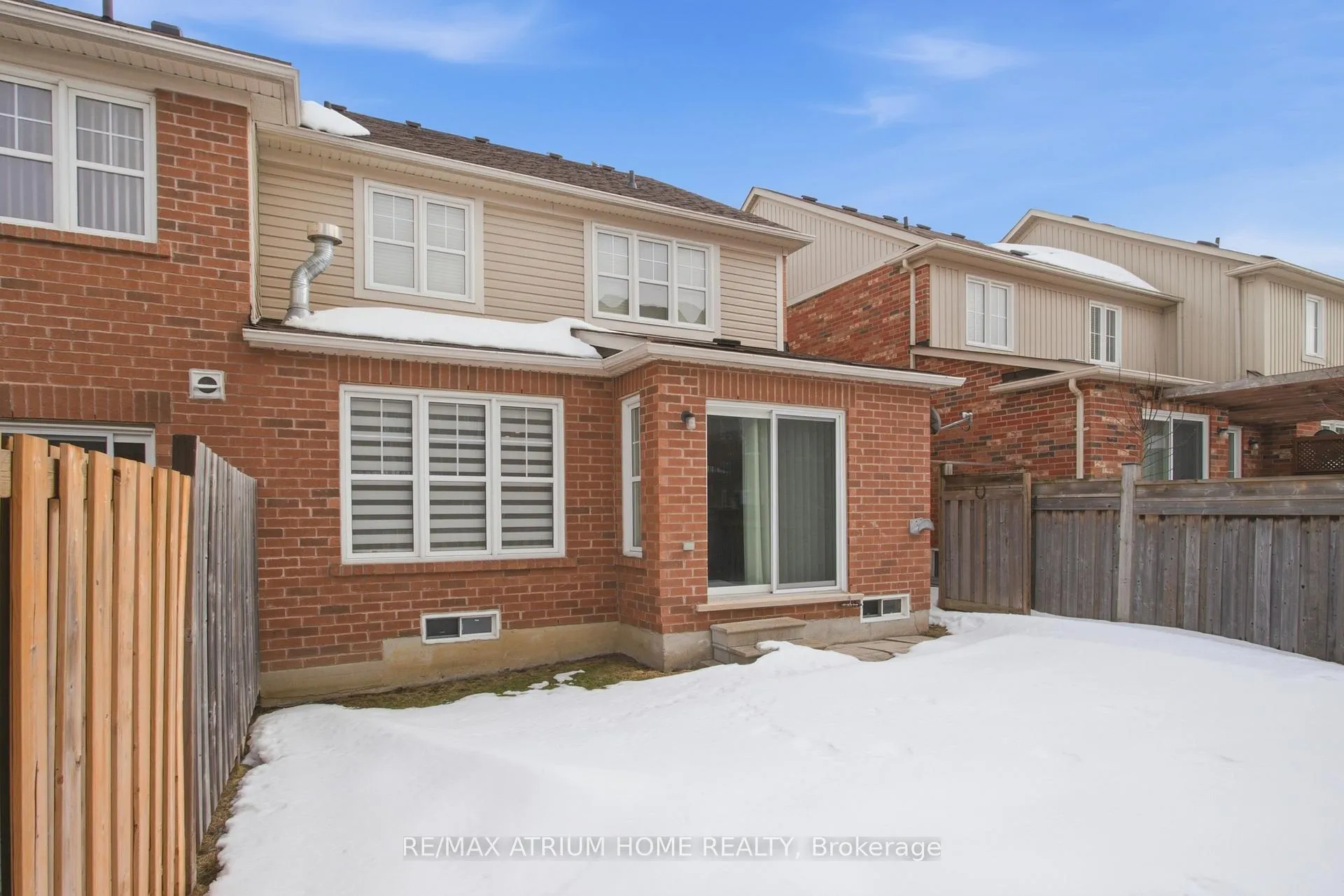 Photo 6 of 16 Kidd Circle, Aurora, Bayview Northeast — HOMEH