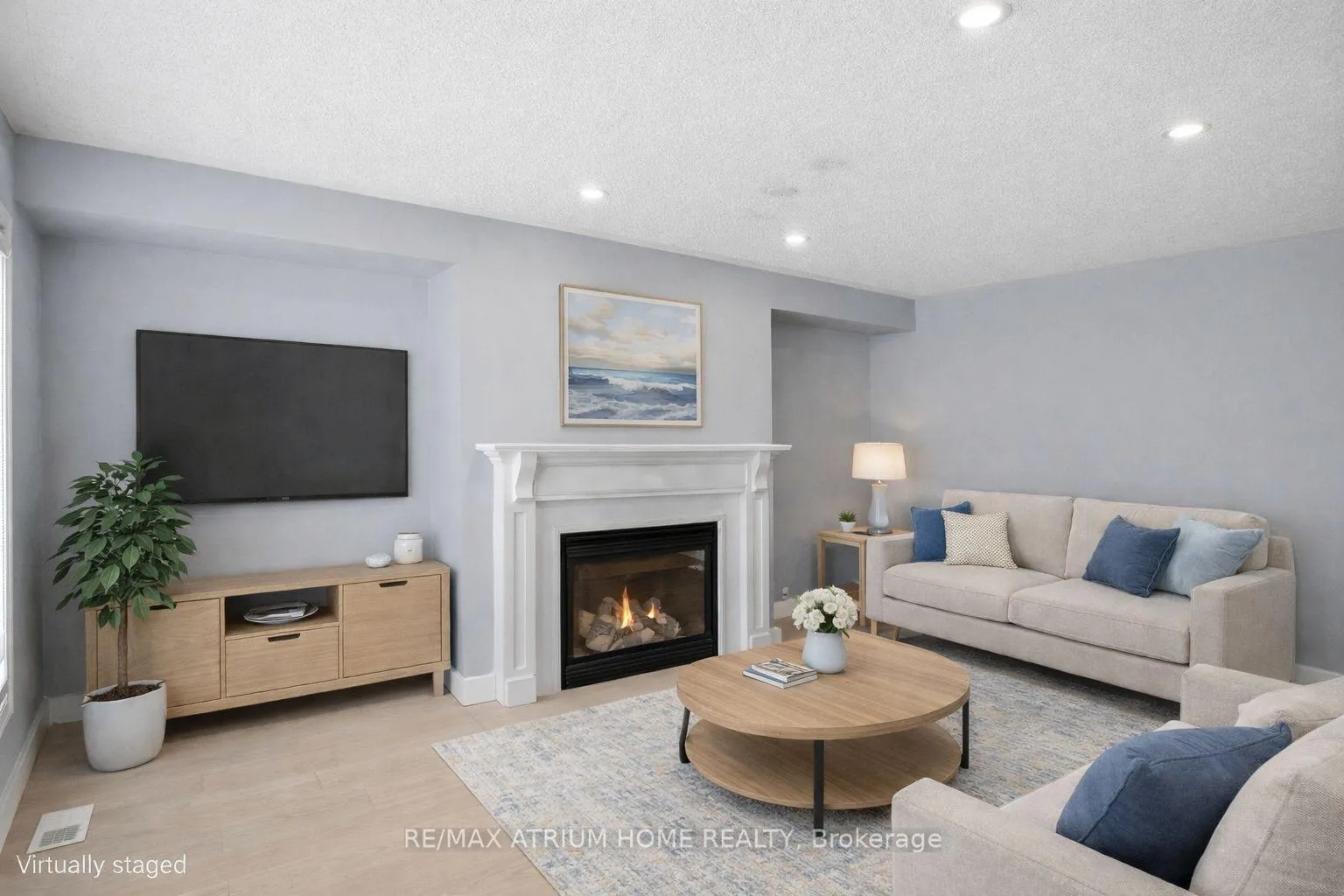 Photo 16 of 16 Kidd Circle, Aurora, Bayview Northeast — HOMEH