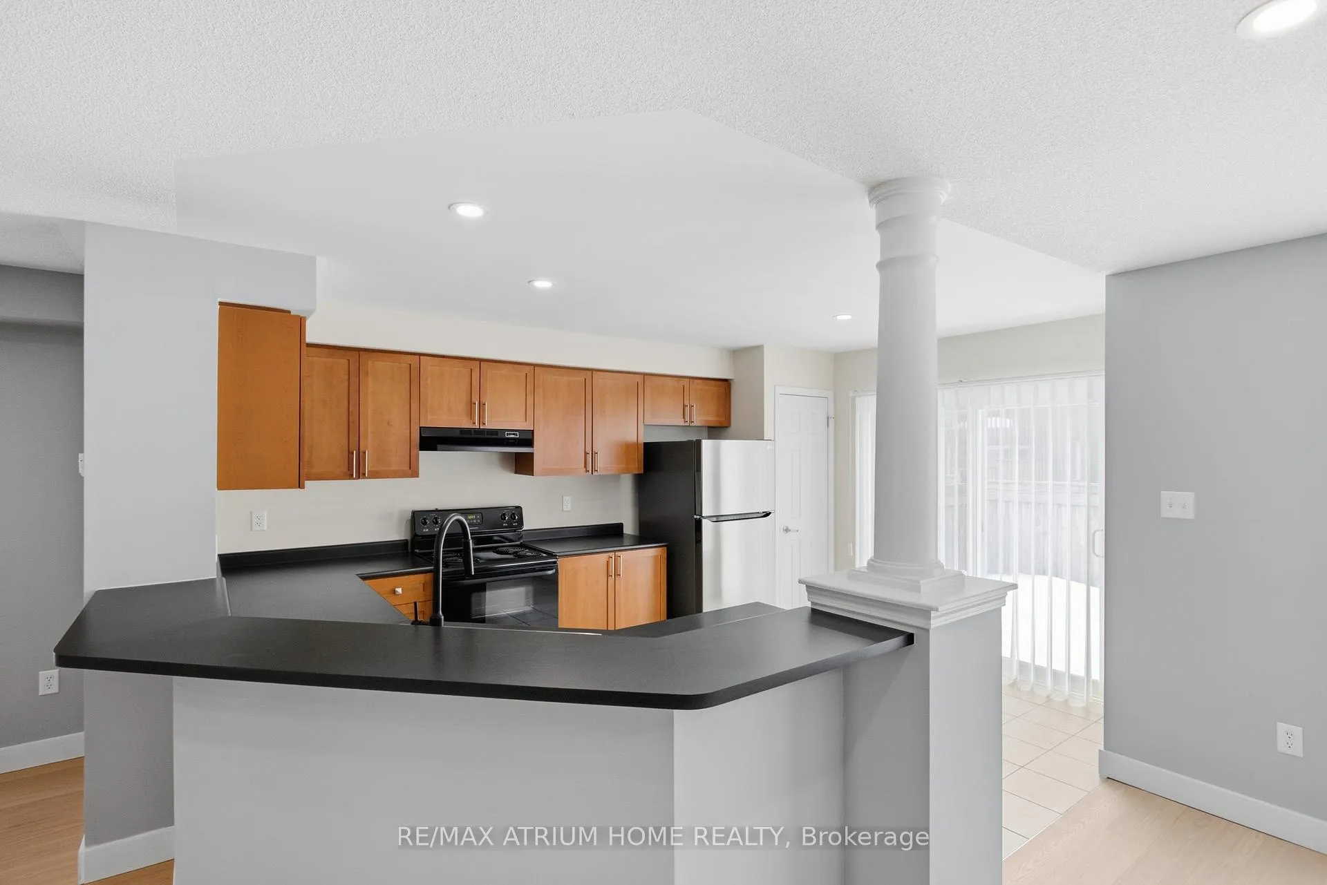 Photo 20 of 16 Kidd Circle, Aurora, Bayview Northeast — HOMEH