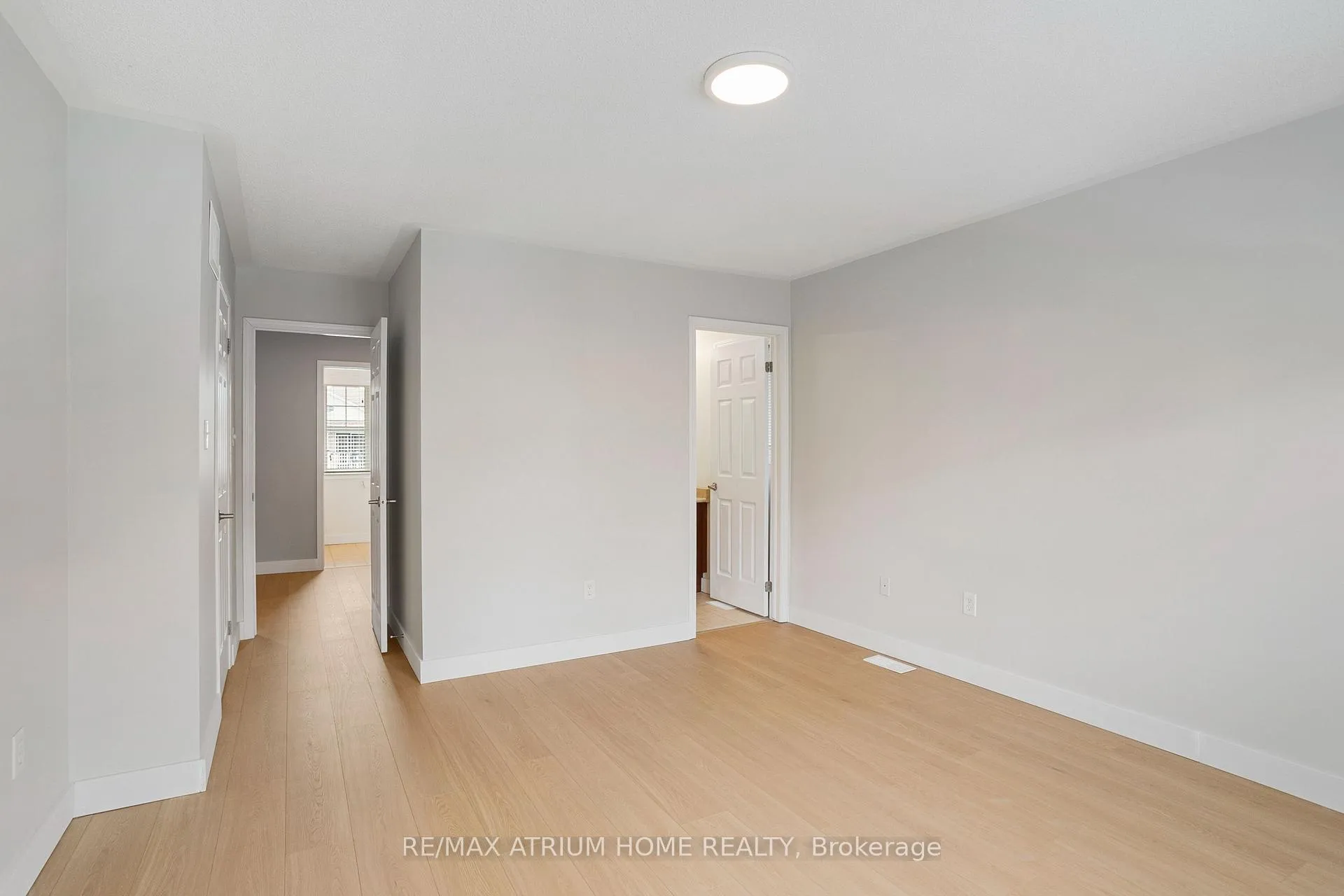 Photo 33 of 16 Kidd Circle, Aurora, Bayview Northeast — HOMEH