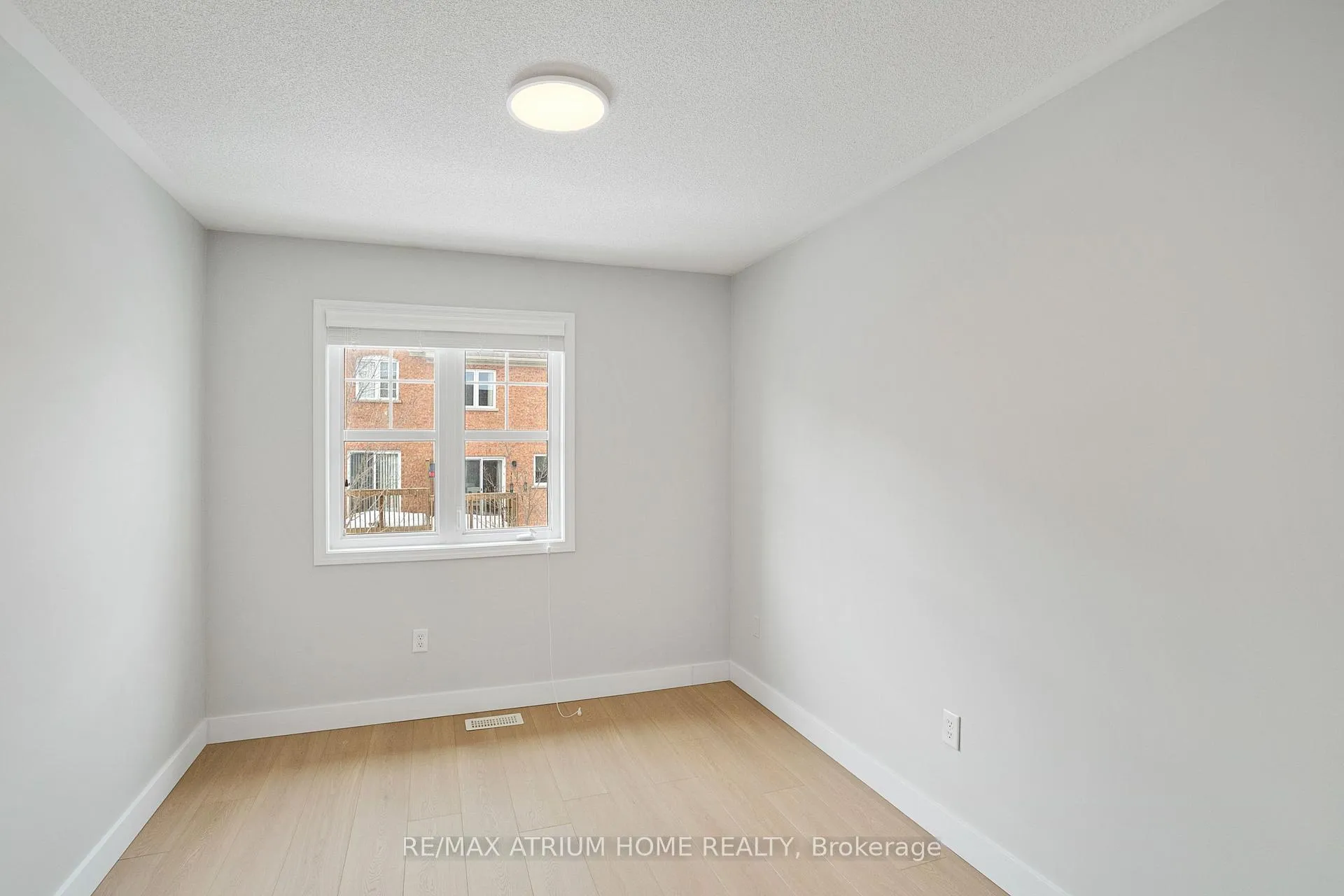 Photo 38 of 16 Kidd Circle, Aurora, Bayview Northeast — HOMEH