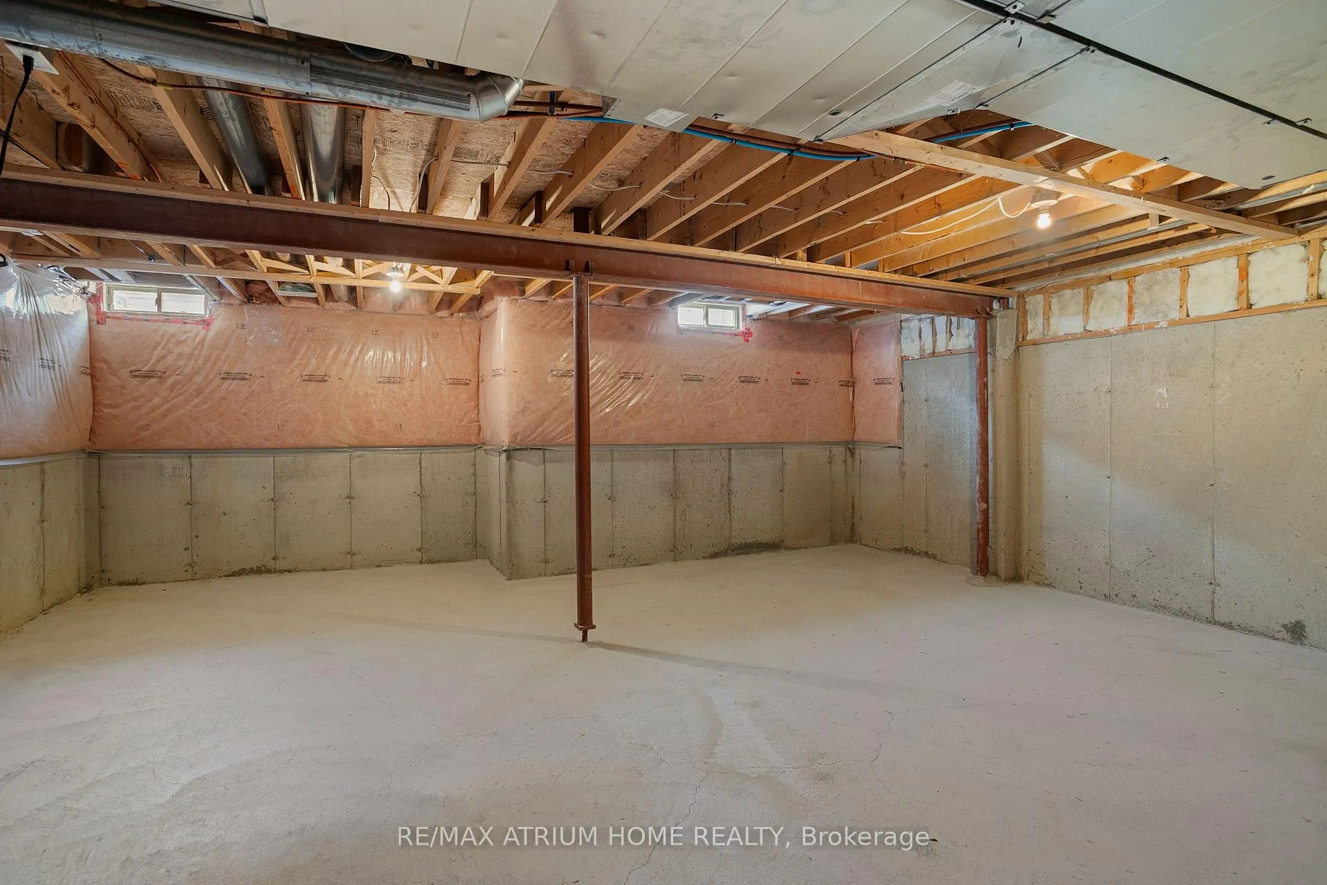 Photo 43 of 16 Kidd Circle, Aurora, Bayview Northeast — HOMEH