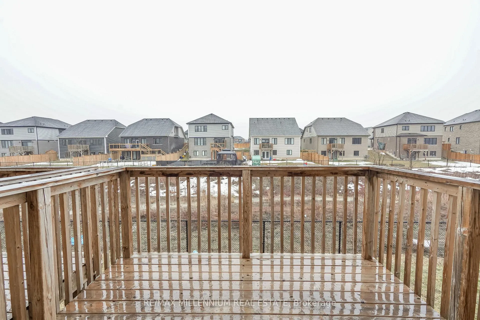 Photo 7 of 329 Vanilla Trail, Thorold, Rolling Meadows — HOMEH