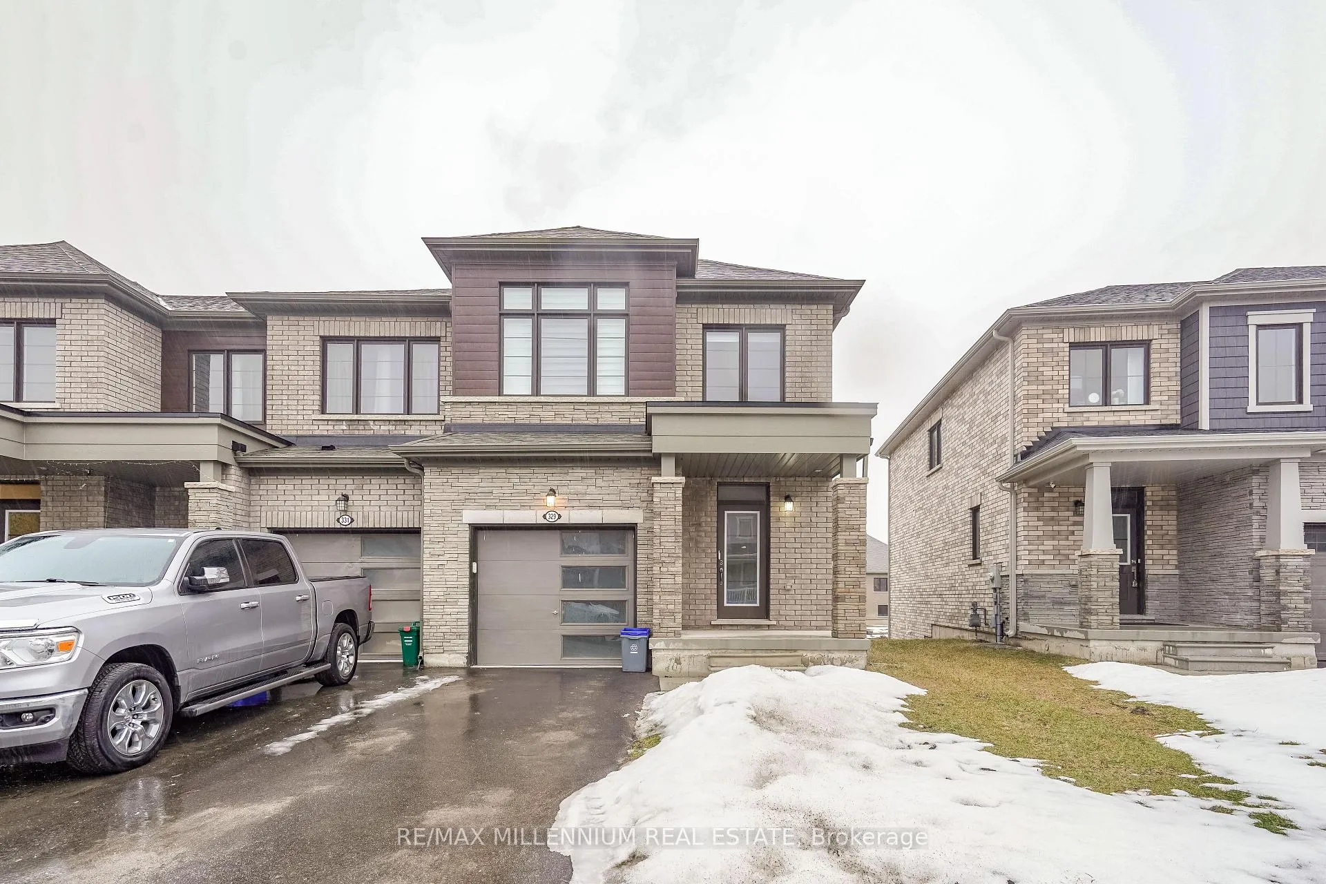 Photo 9 of 329 Vanilla Trail, Thorold, Rolling Meadows — HOMEH