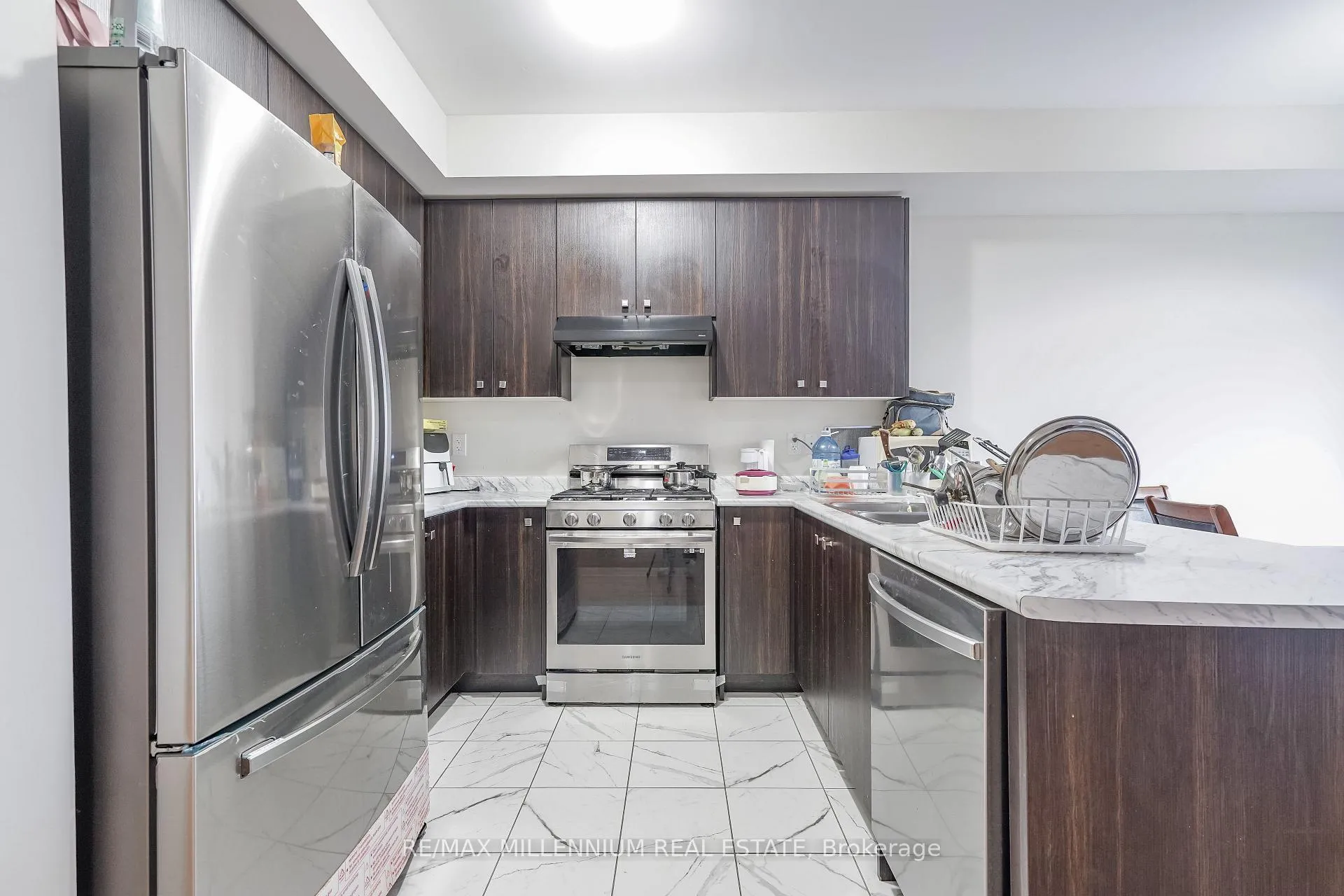 Photo 17 of 329 Vanilla Trail, Thorold, Rolling Meadows — HOMEH