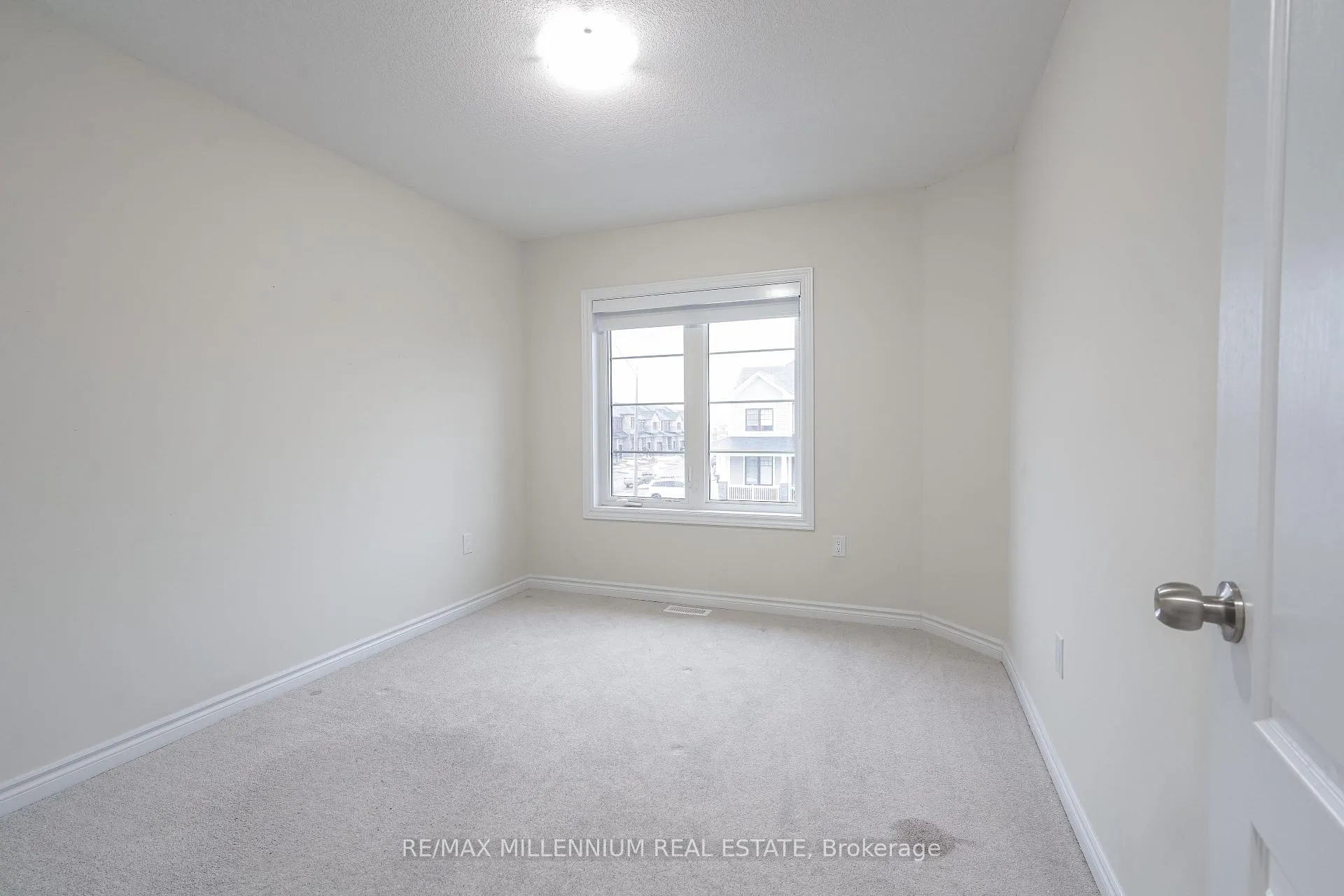 Photo 21 of 329 Vanilla Trail, Thorold, Rolling Meadows — HOMEH