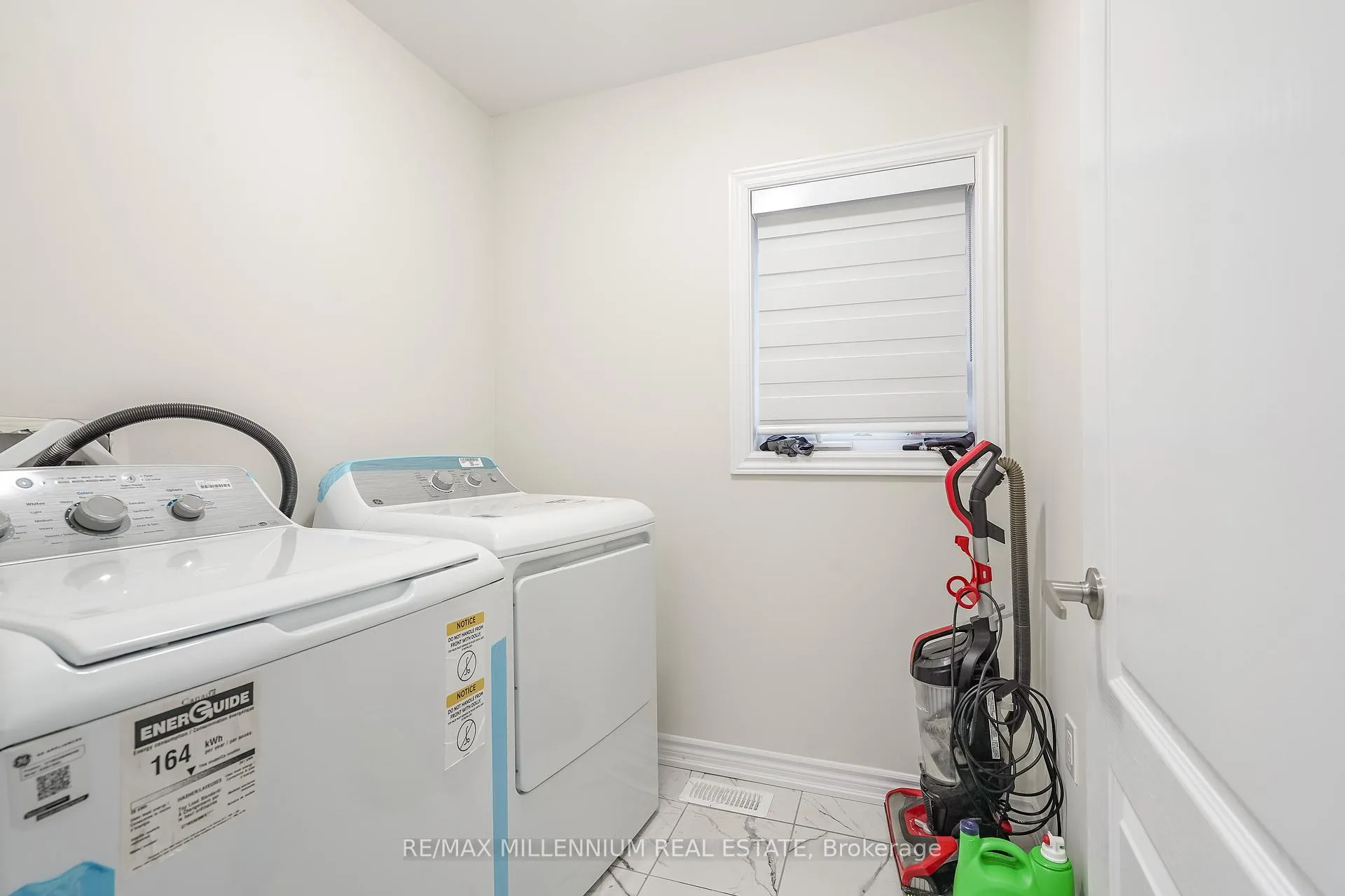 Photo 29 of 329 Vanilla Trail, Thorold, Rolling Meadows — HOMEH