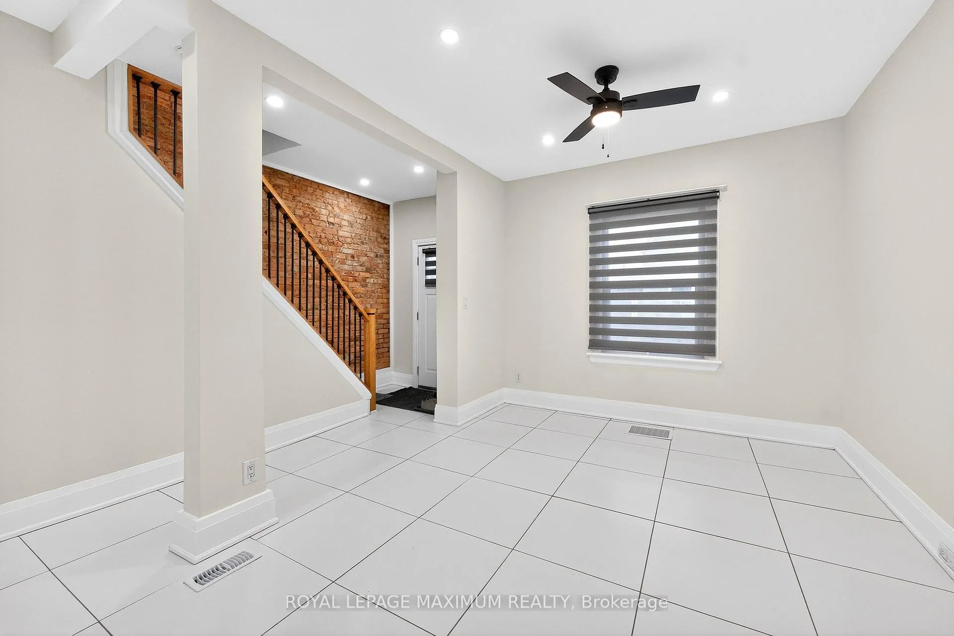 Photo 5 of 31 Campbell Avenue, Hamilton, Crown Point — HOMEH