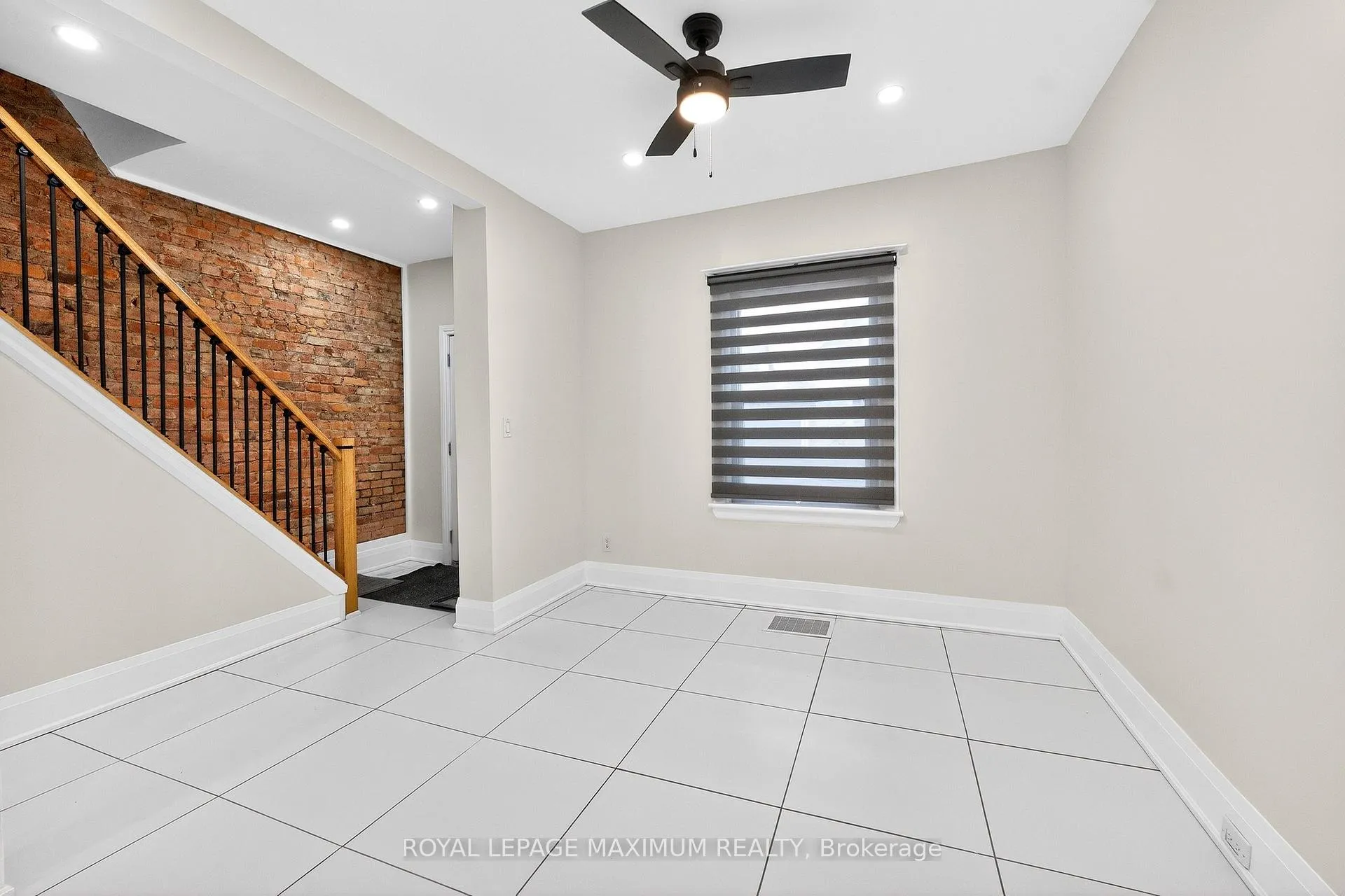 Photo 6 of 31 Campbell Avenue, Hamilton, Crown Point — HOMEH