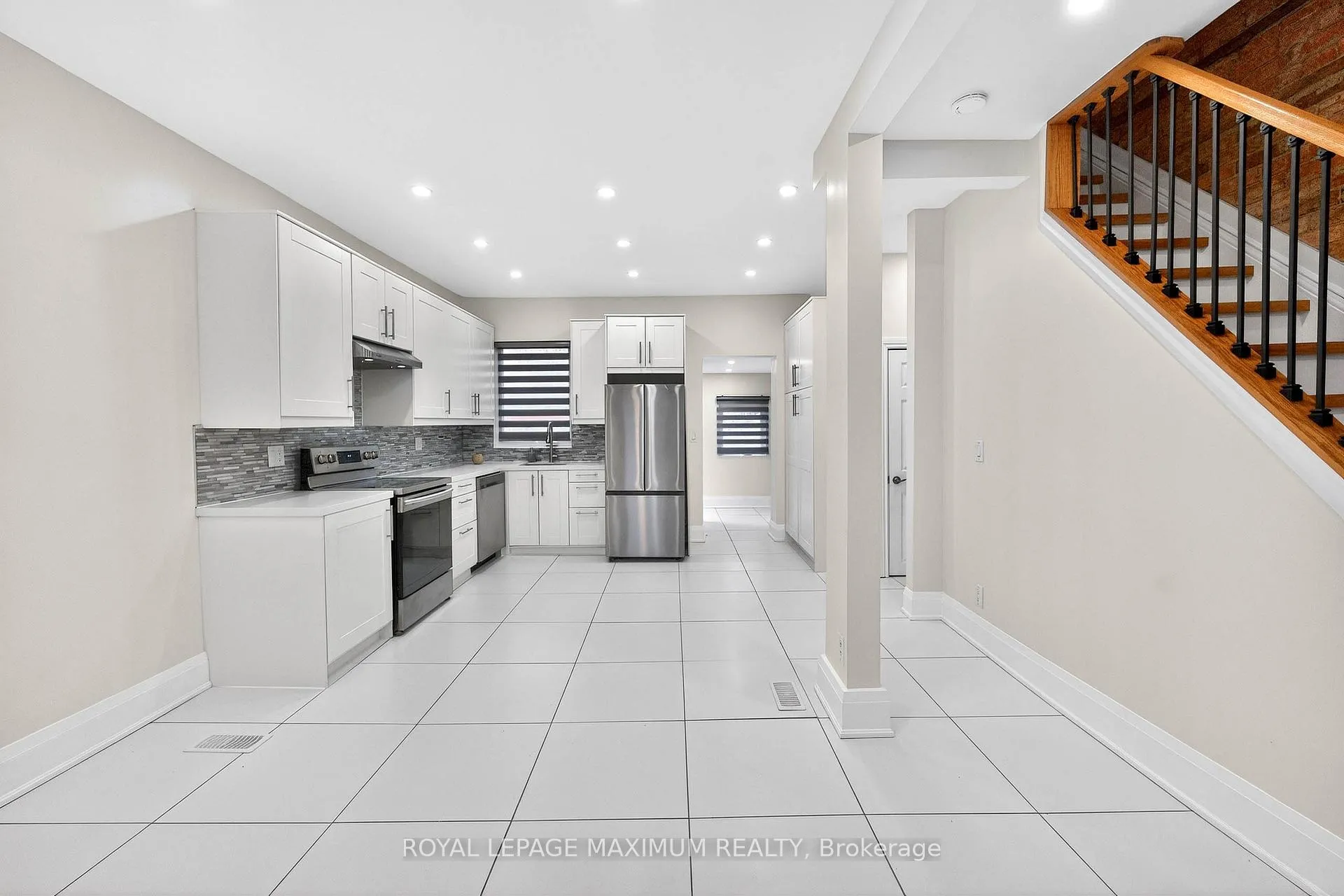 Photo 9 of 31 Campbell Avenue, Hamilton, Crown Point — HOMEH