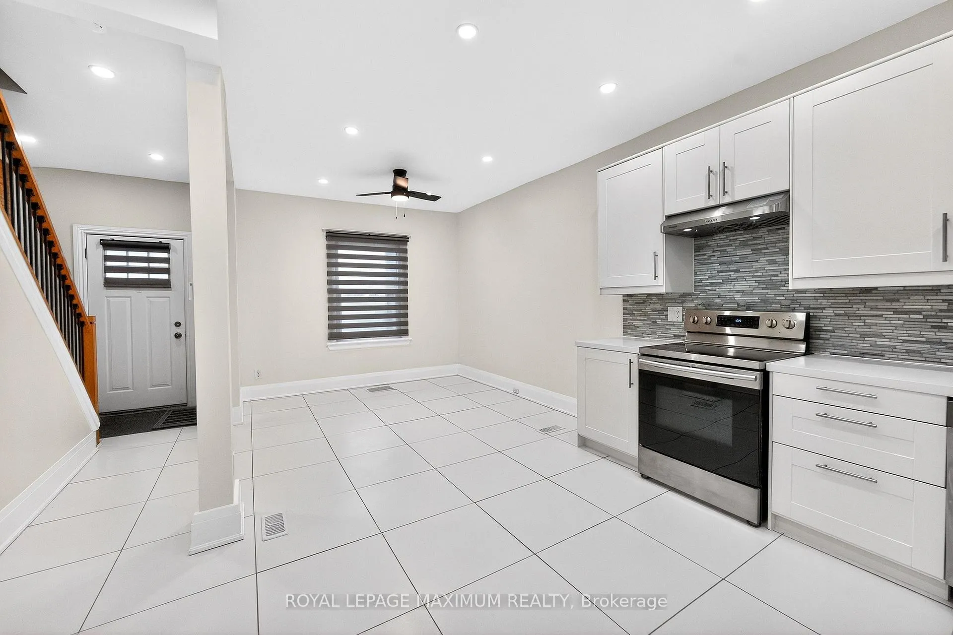 Photo 13 of 31 Campbell Avenue, Hamilton, Crown Point — HOMEH