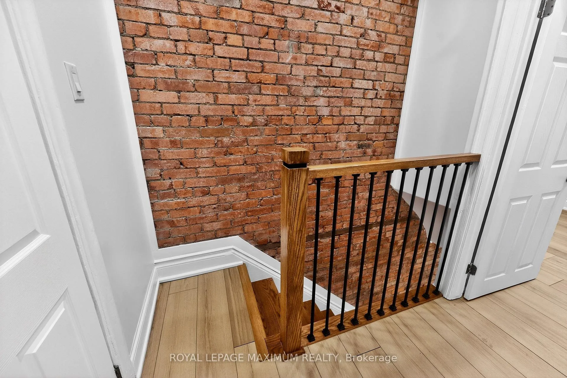 Photo 26 of 31 Campbell Avenue, Hamilton, Crown Point — HOMEH