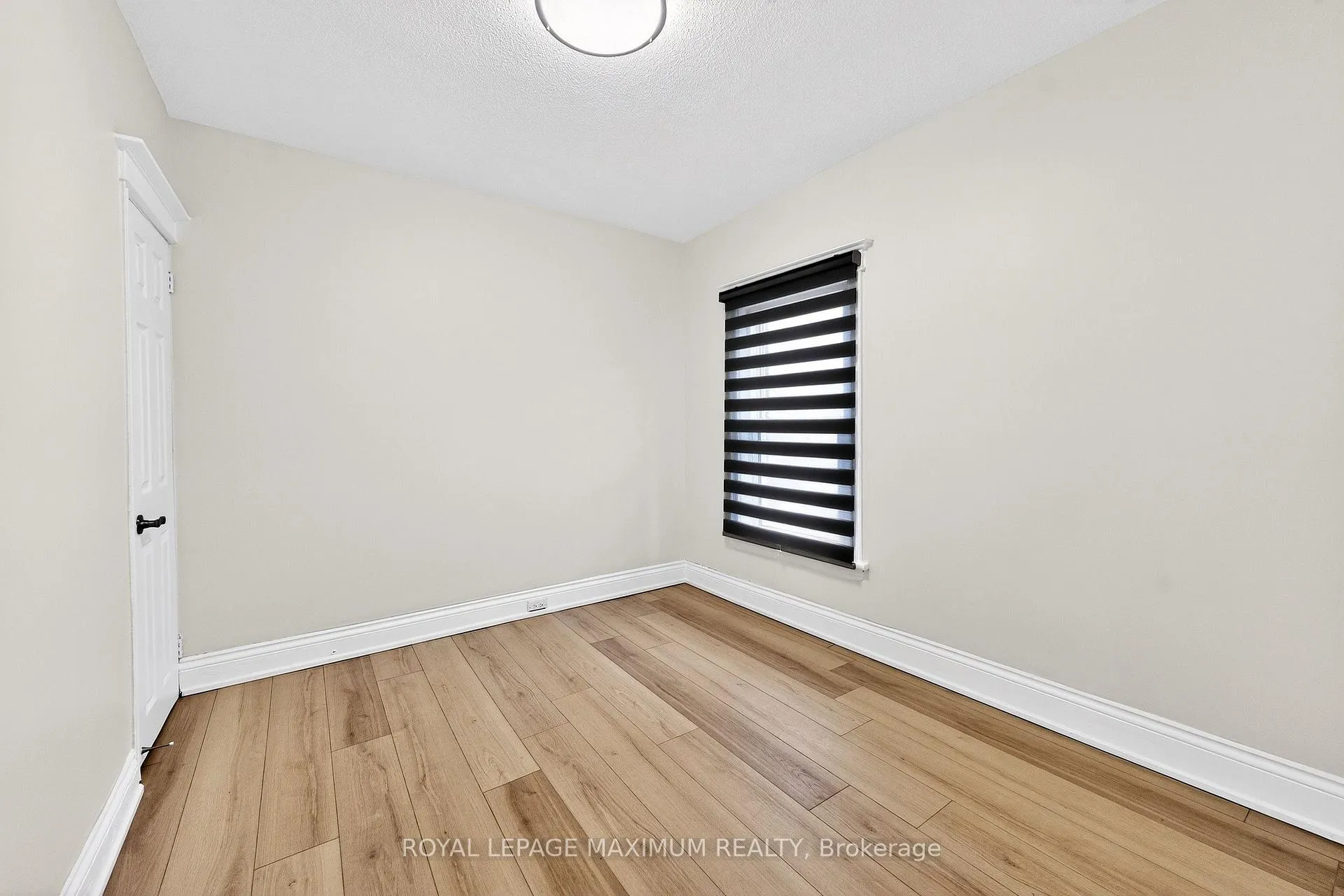 Photo 27 of 31 Campbell Avenue, Hamilton, Crown Point — HOMEH